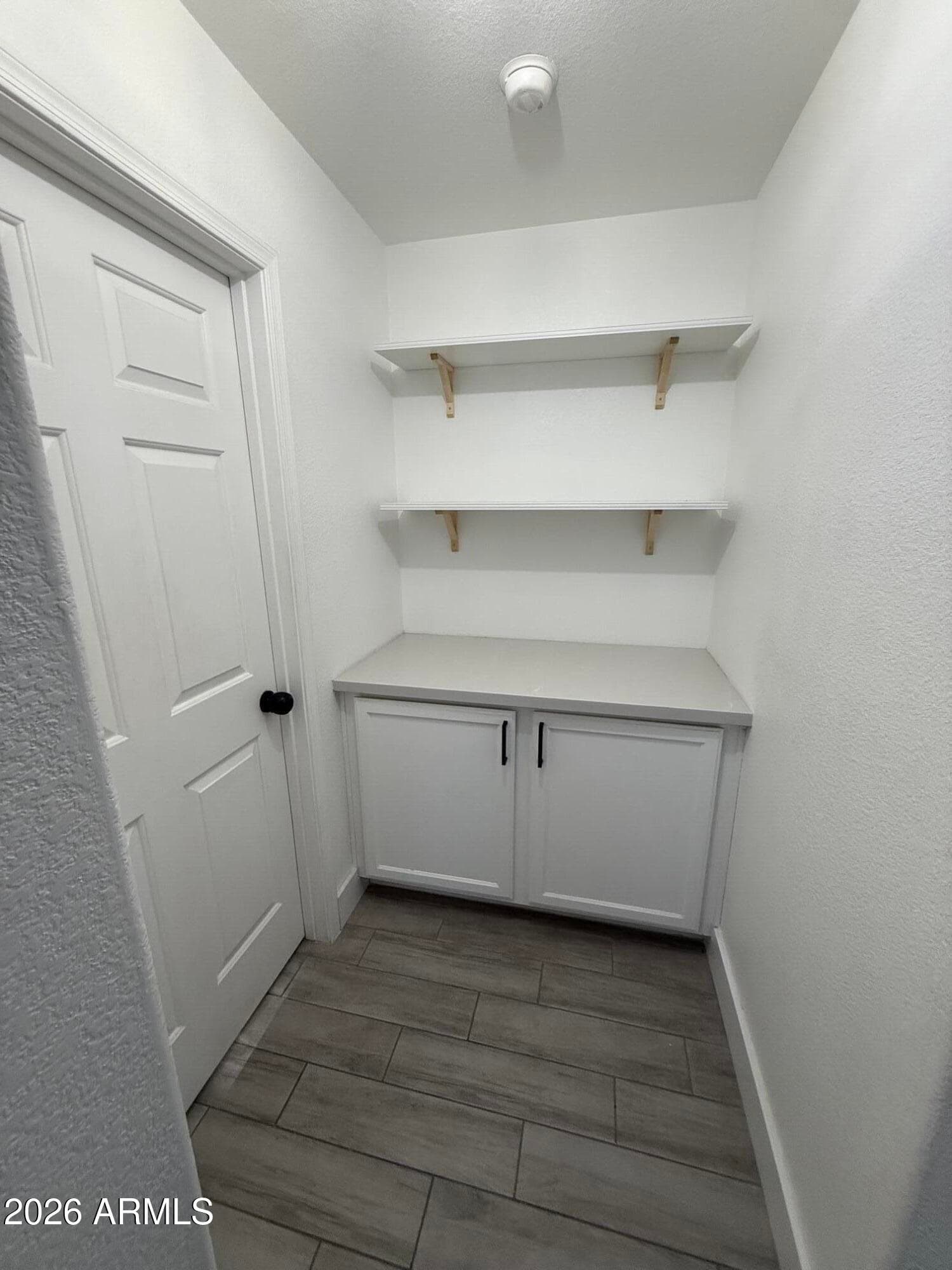 948 S BANNING Street, Gilbert, AZ 85296 — photo 10 of 29