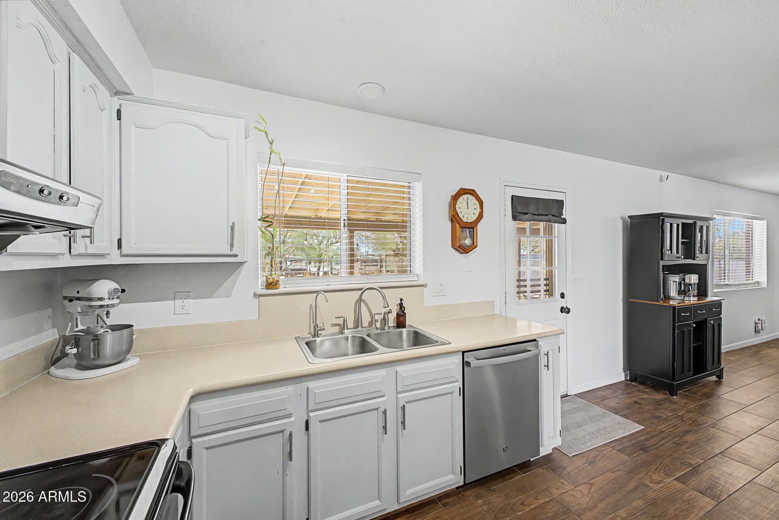 11349 E ELTON Avenue, Mesa, AZ 85208 — photo 10 of 24