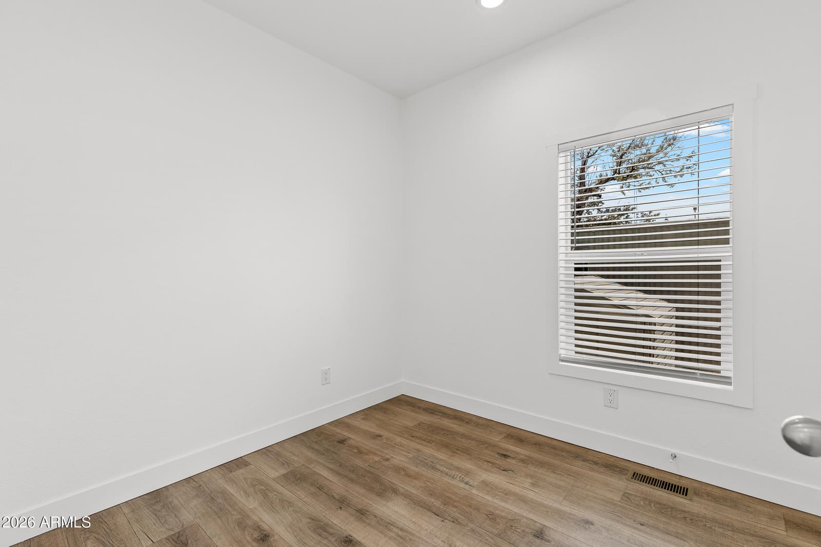5250 W US-89 122, Flagstaff, AZ 86004 — photo 12 of 22