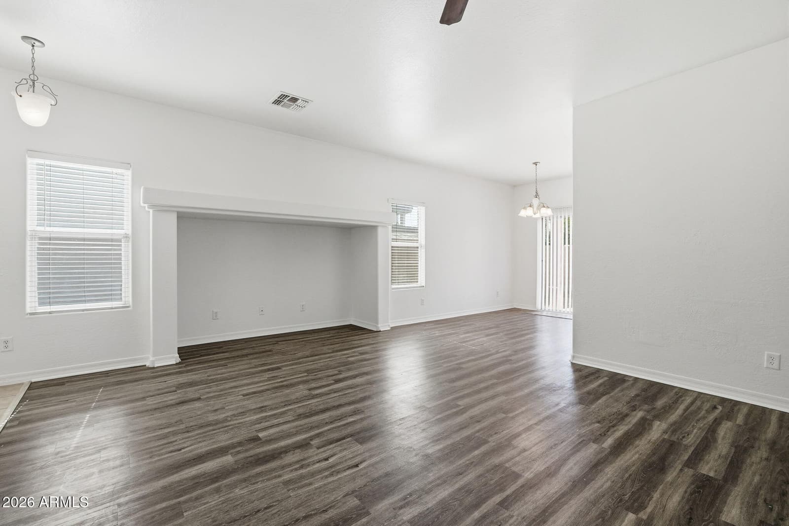 815 W SPRUELL Avenue, Coolidge, AZ 85128 — photo 7 of 31