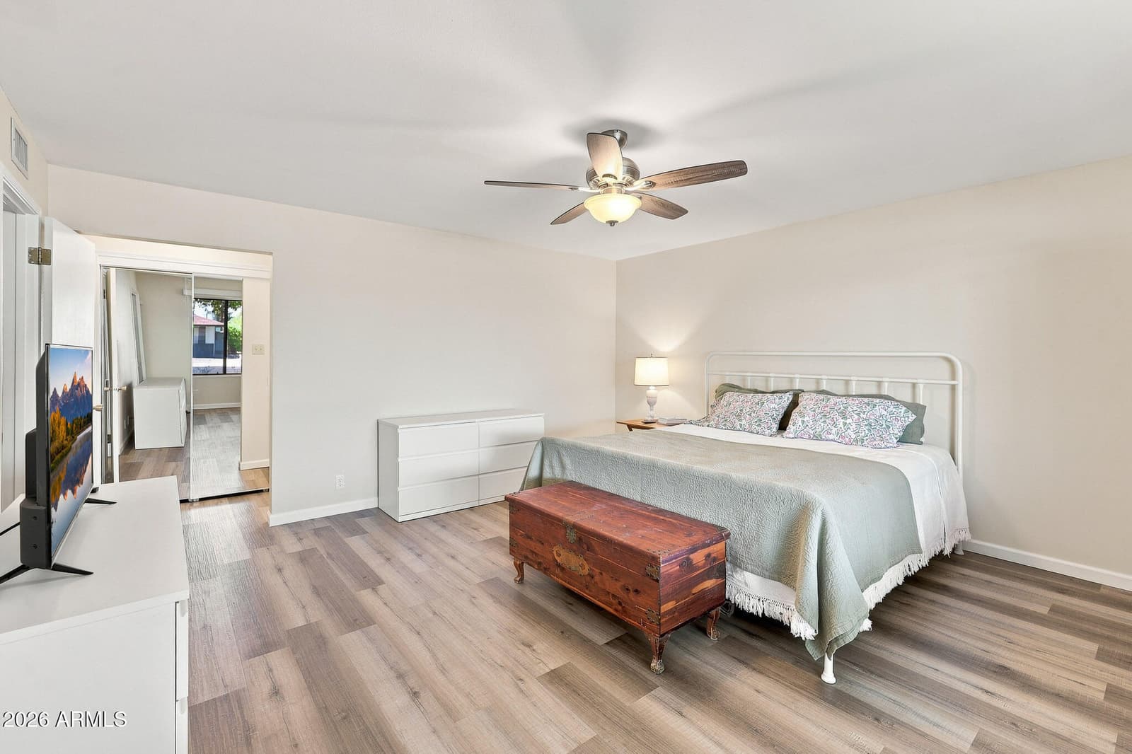 1202 E NORTHVIEW Avenue, Phoenix, AZ 85020 — photo 12 of 26