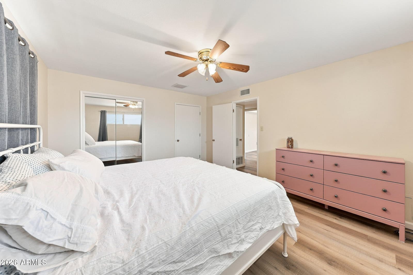 1202 E NORTHVIEW Avenue, Phoenix, AZ 85020 — photo 16 of 26