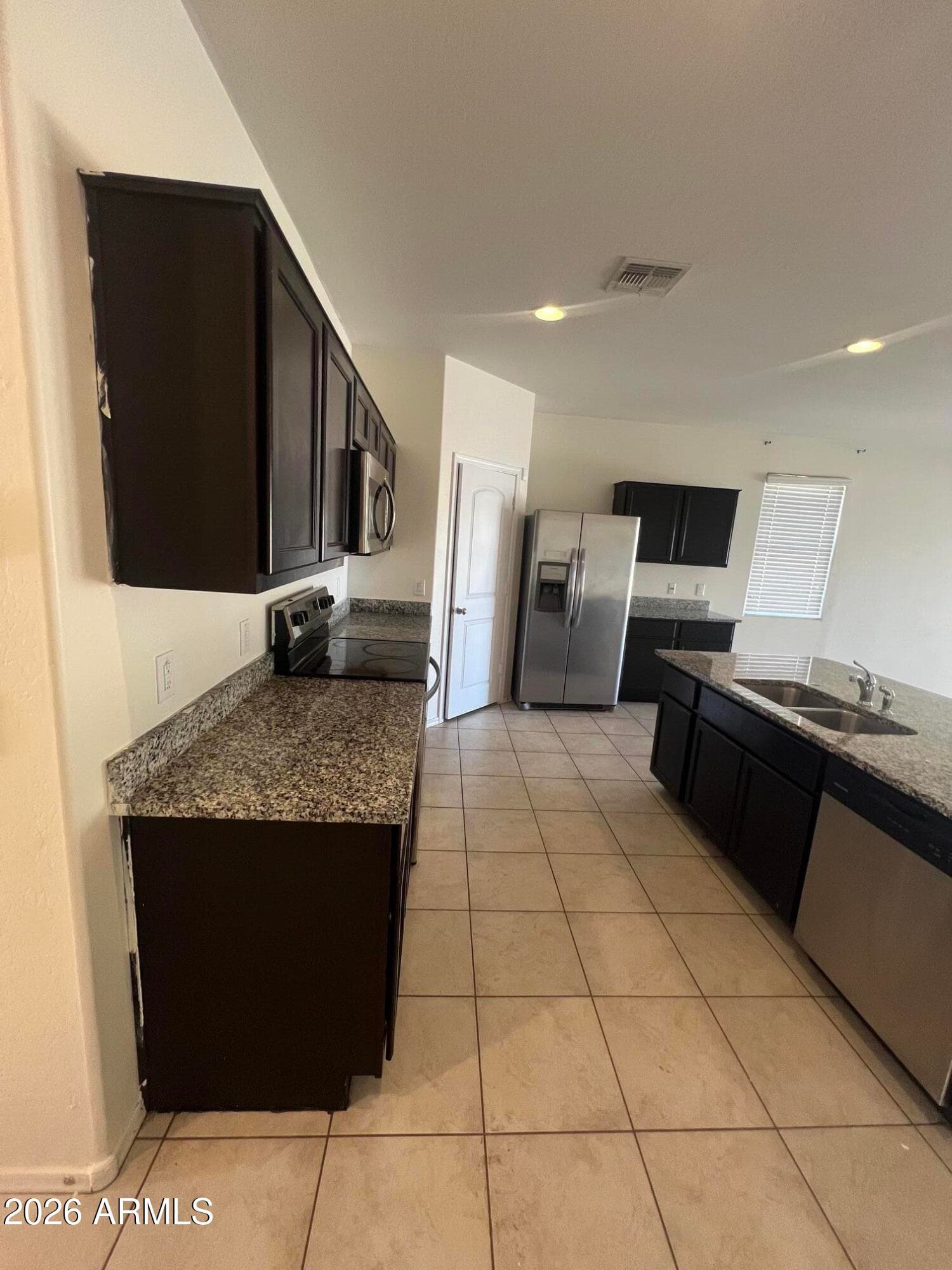 42132 W MANDERAS Lane, Maricopa, AZ 85138 — photo 12 of 40