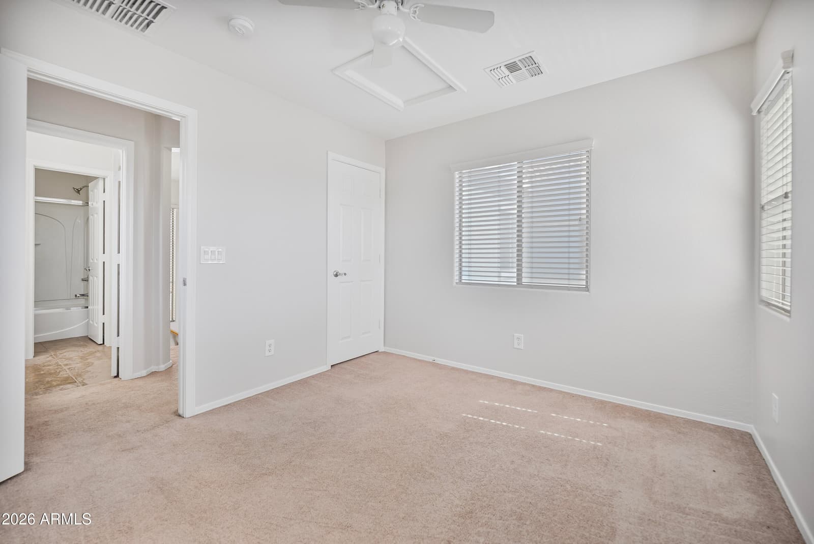 453 N CITRUS Lane, Gilbert, AZ 85234 — photo 27 of 38