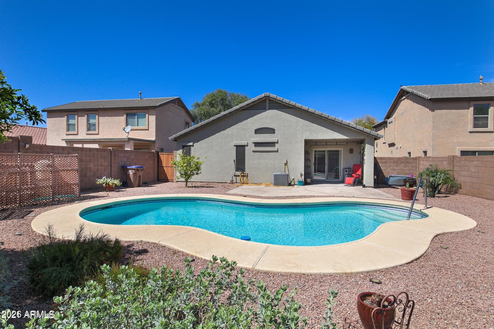 853 E MOUNTAIN VIEW Road, San Tan Valley, AZ 85143 — photo 33 of 38