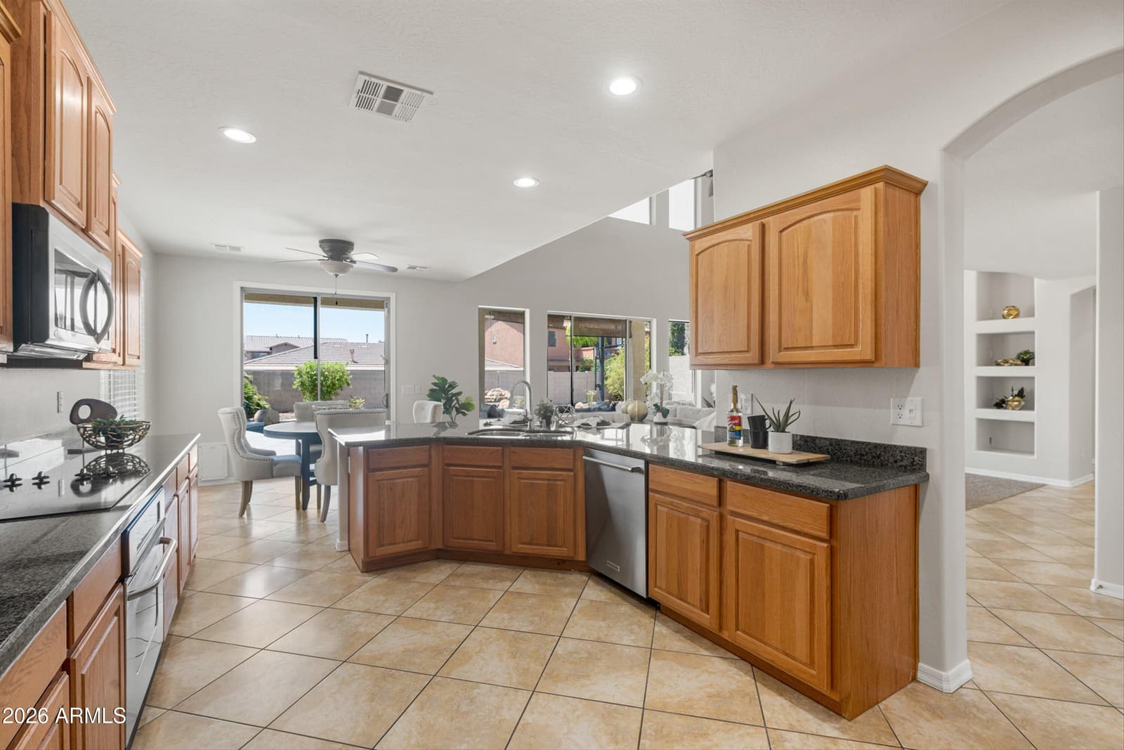 6619 W CORDIA Lane, Phoenix, AZ 85083 — photo 5 of 39