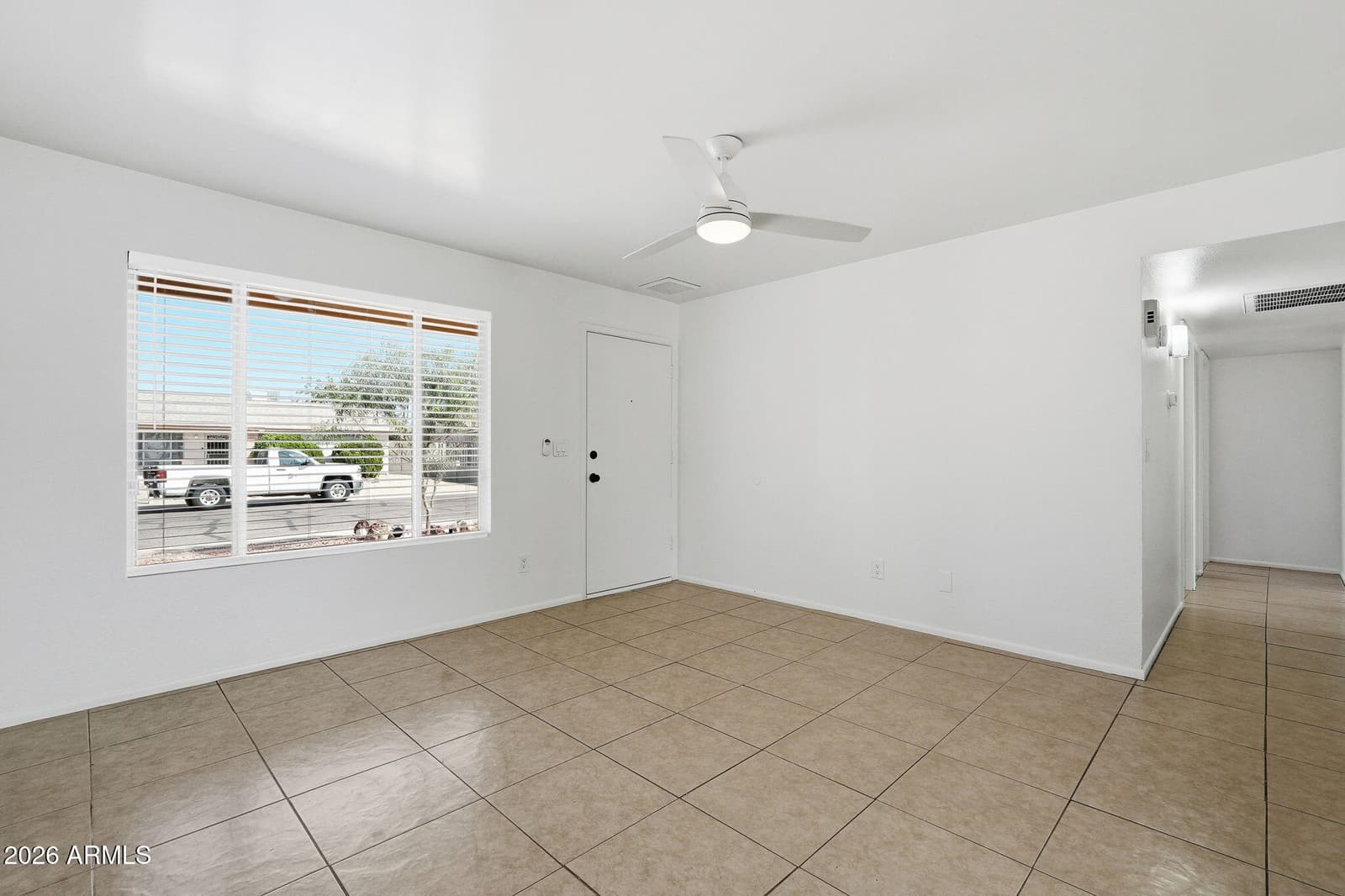 3427 E HELENA Drive, Phoenix, AZ 85032 — photo 6 of 36