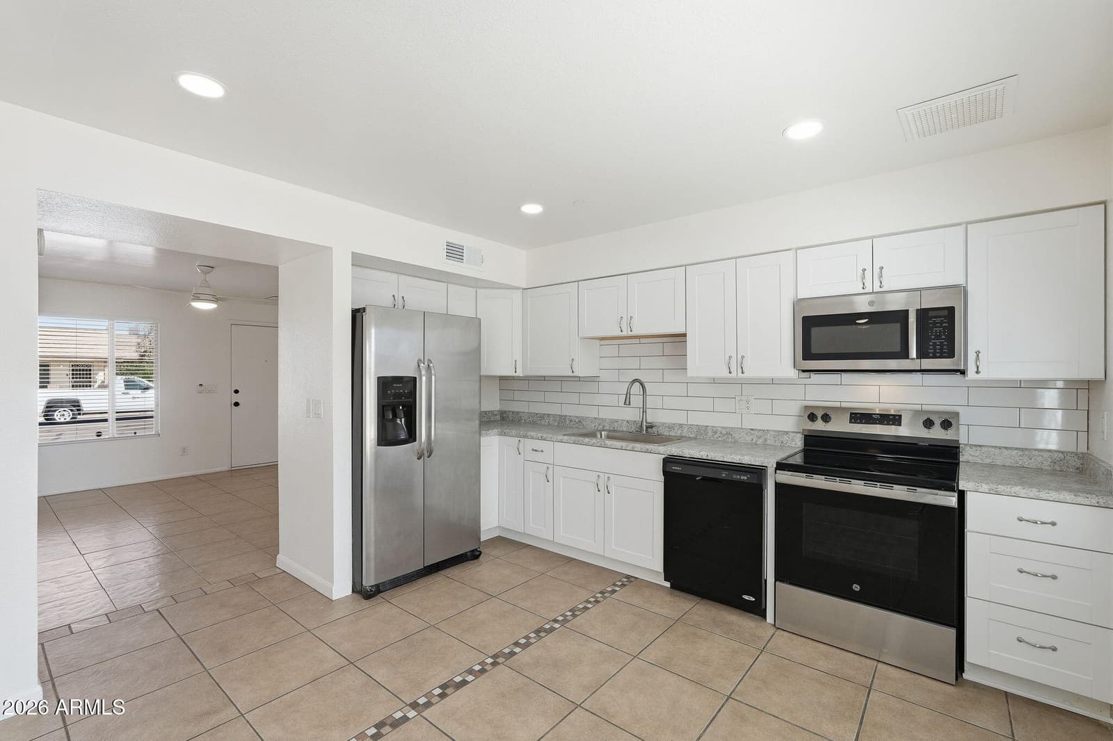 3427 E HELENA Drive, Phoenix, AZ 85032 — photo 10 of 36