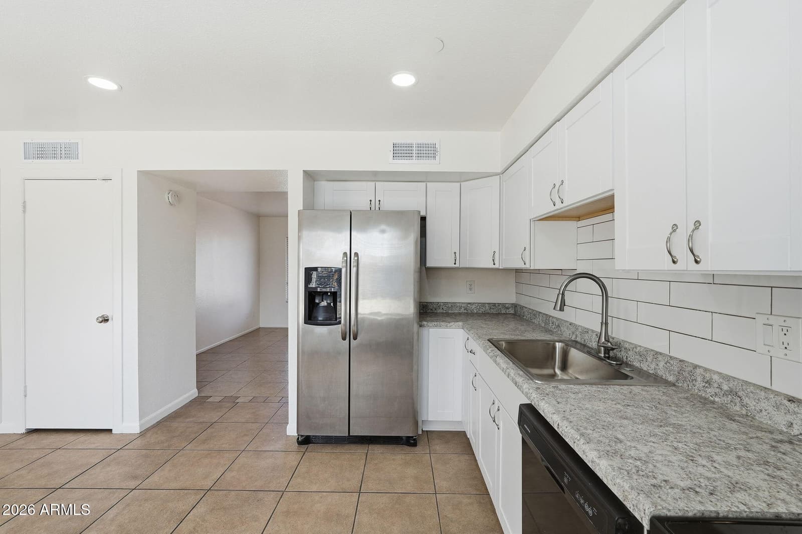 3427 E HELENA Drive, Phoenix, AZ 85032 — photo 12 of 36