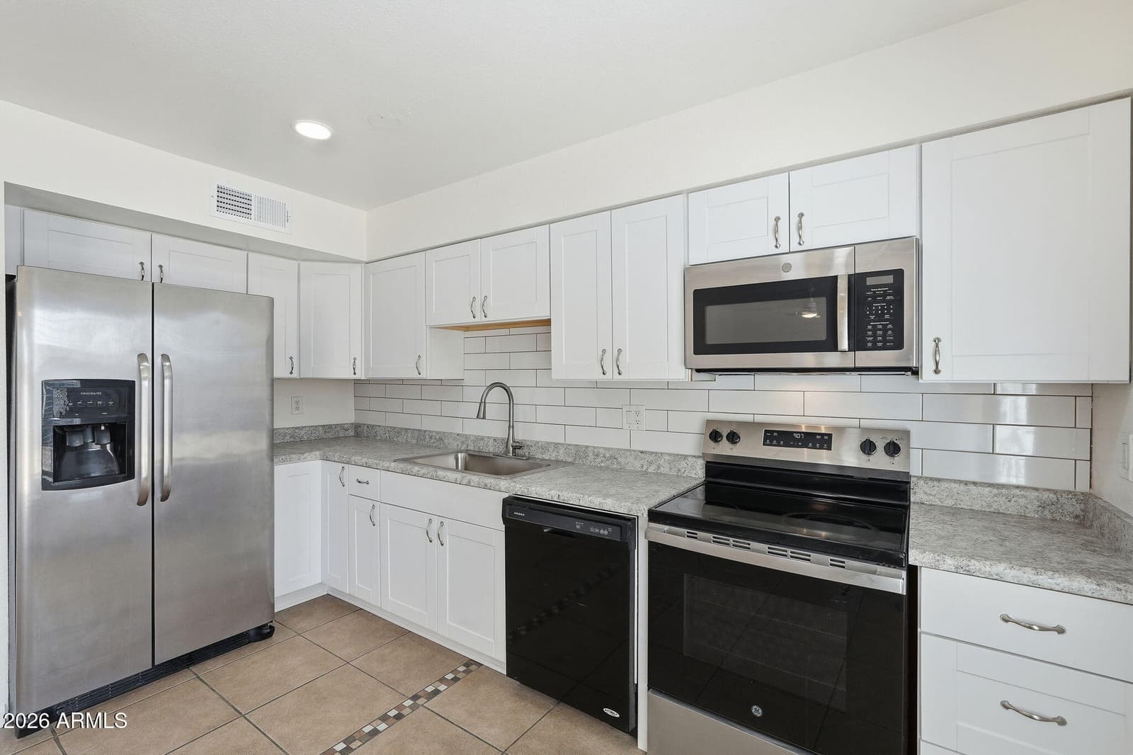 3427 E HELENA Drive, Phoenix, AZ 85032 — photo 14 of 36