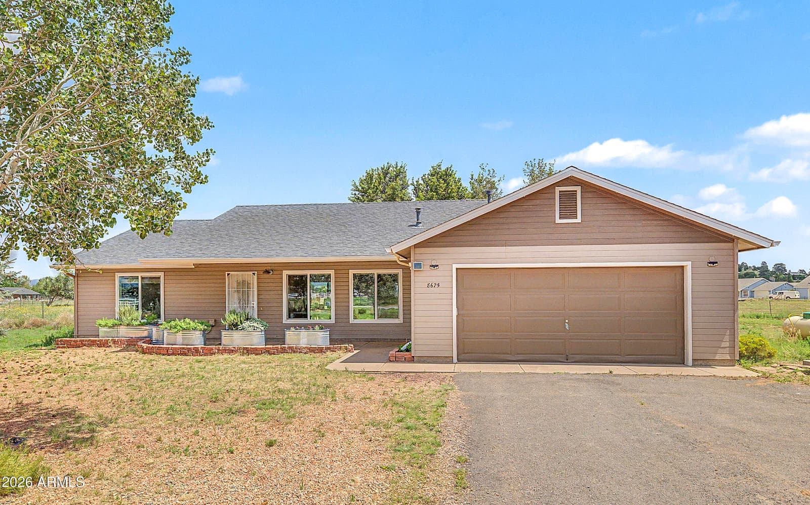 8625 N Crystal View Lane, Flagstaff, AZ 86004 — photo 2 of 44