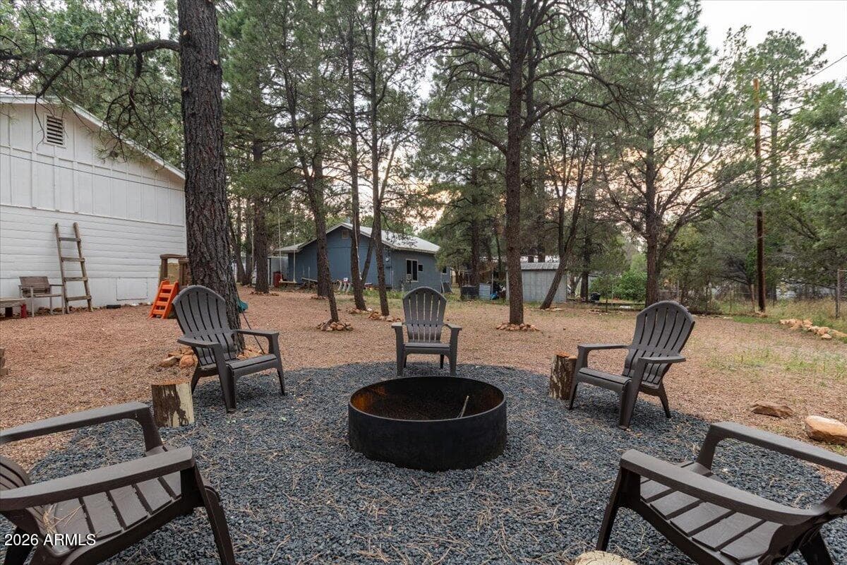 2112 BLUEJAY Road, Overgaard, AZ 85933 — photo 13 of 42