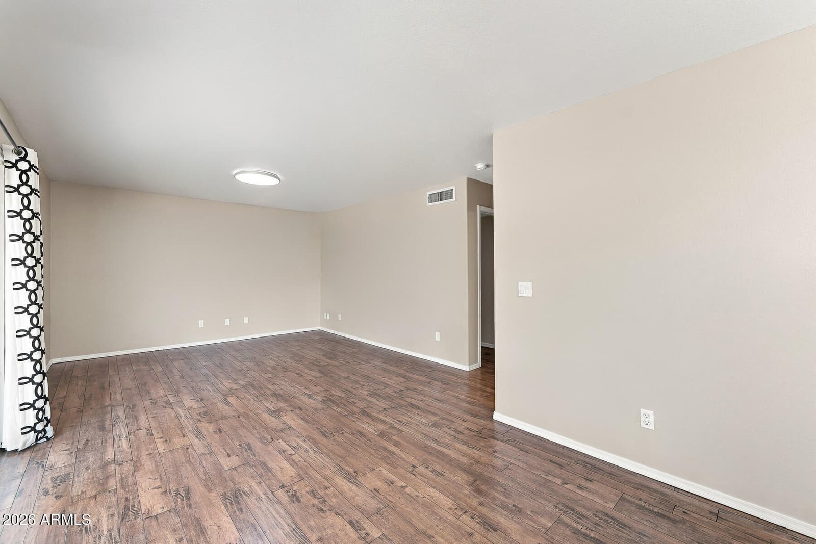 181 S TIAGO Drive, Gilbert, AZ 85233 — photo 11 of 44