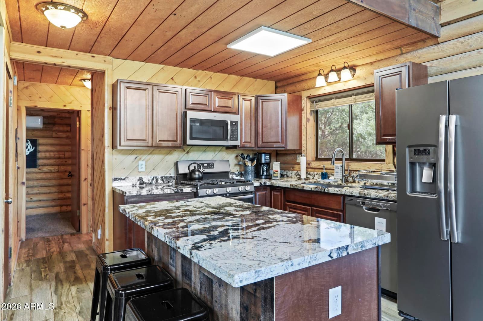 6872 W FARA Drive, Pine, AZ 85544 — photo 7 of 31