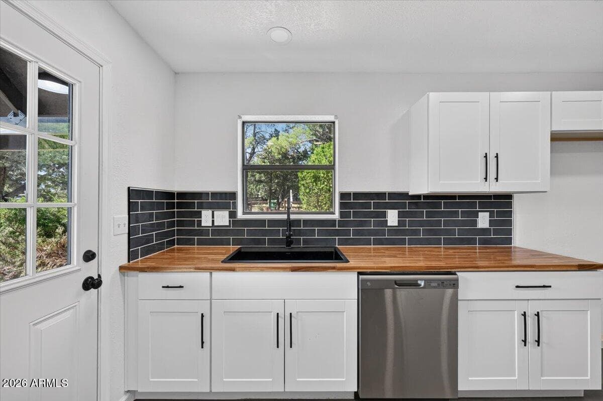 8193 W Dead Eye Road, Payson, AZ 85541 — photo 12 of 45