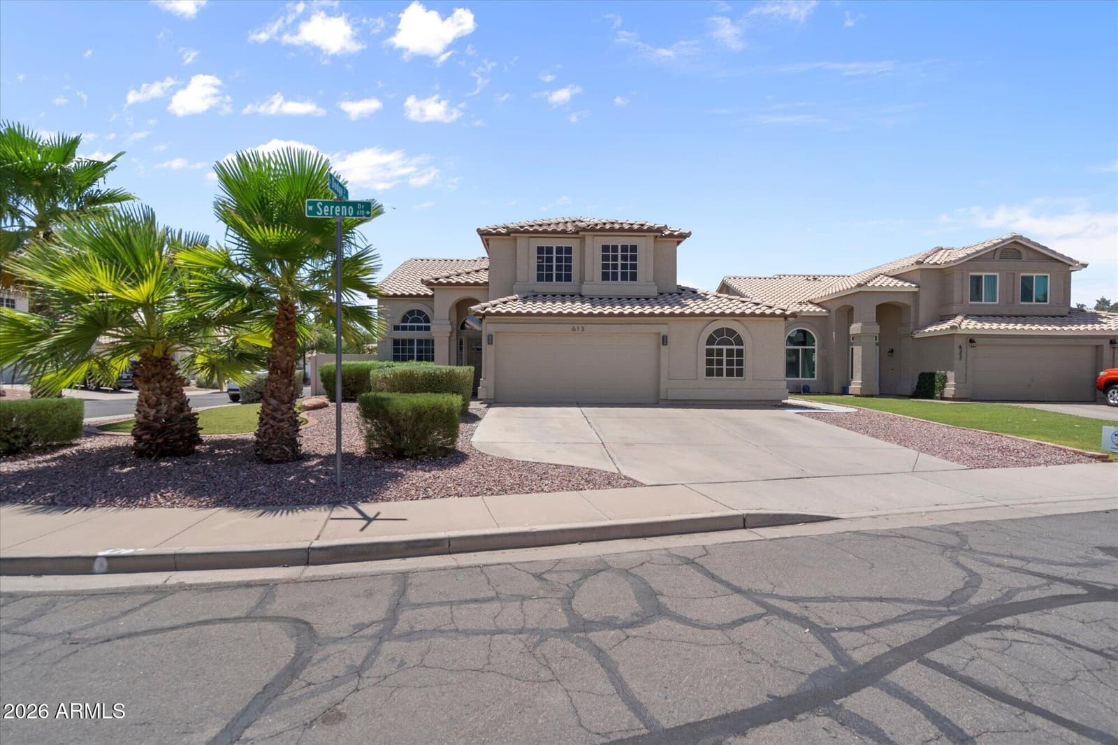 613 W SERENO Drive, Gilbert, AZ 85233 — photo 1 of 32
