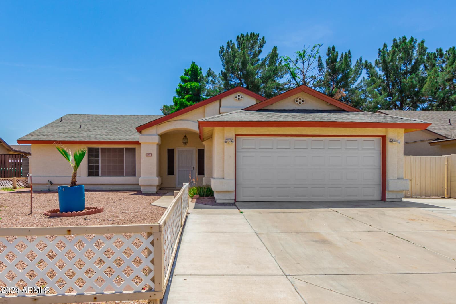 8591 W OREGON Avenue, Glendale, AZ 85305 — photo 2 of 32