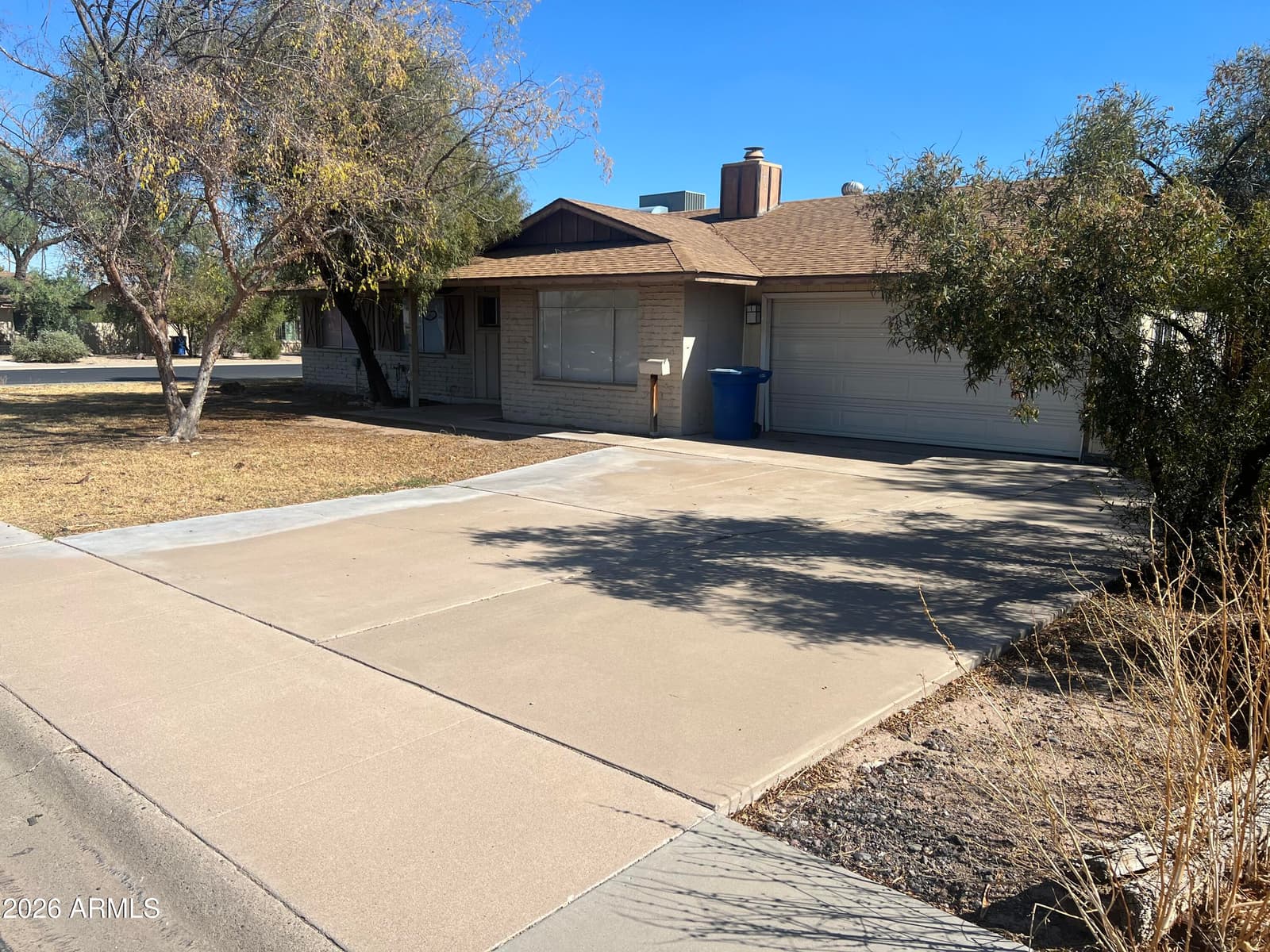 731 E CAVALIER Drive, Tempe, AZ 85288 — photo 5 of 8