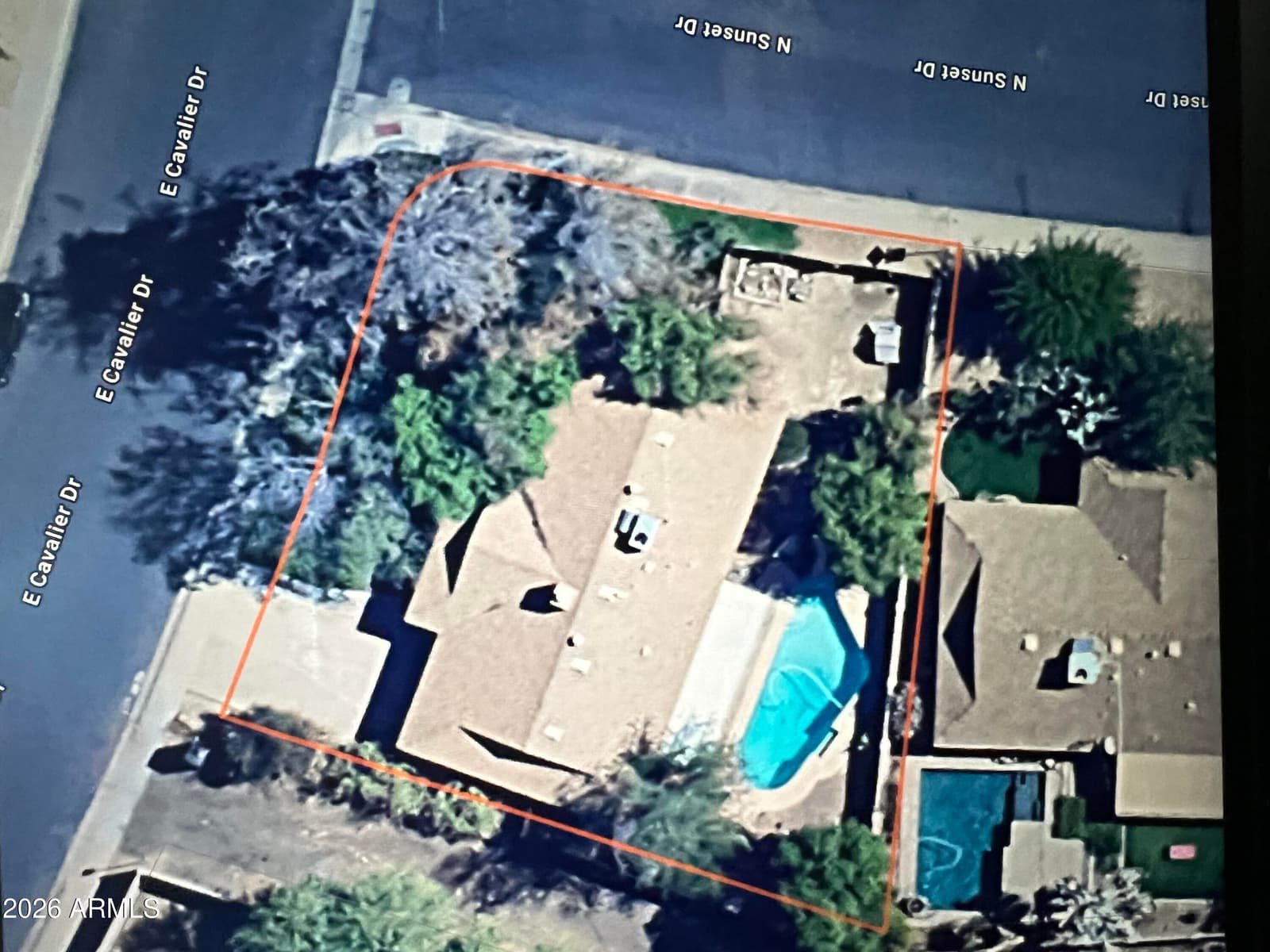 731 E CAVALIER Drive, Tempe, AZ 85288 — photo 6 of 8
