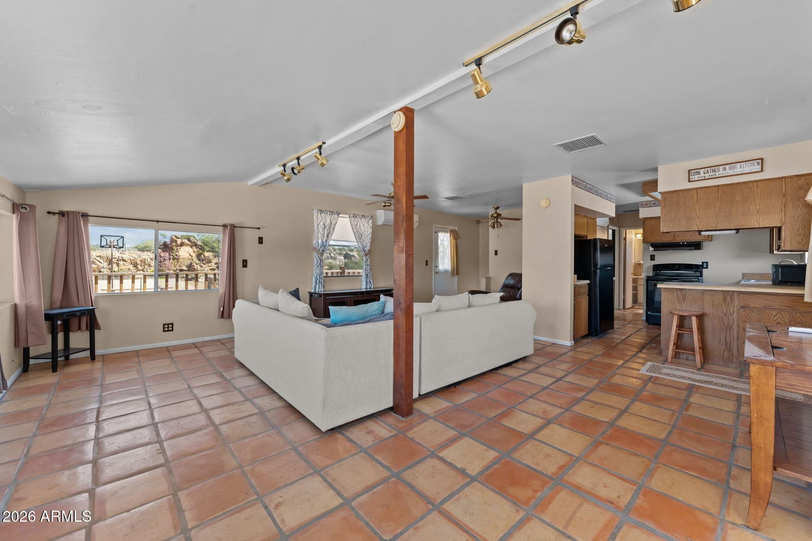 17134 W Fountain Hill Lane, Yarnell, AZ 85362 — photo 8 of 39