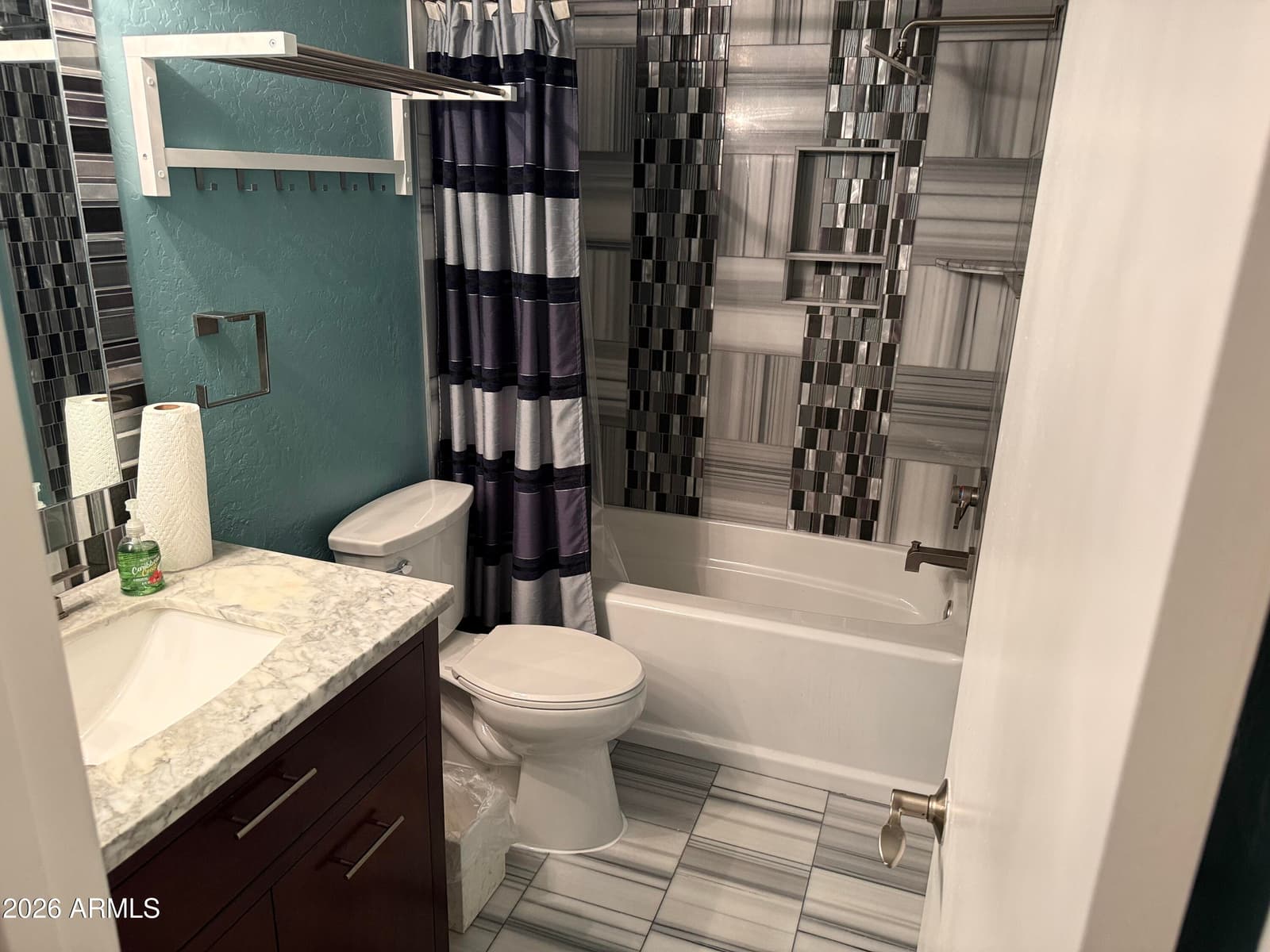 4901 S CALLE LOS CERROS Drive 273, Tempe, AZ 85282 — photo 10 of 24