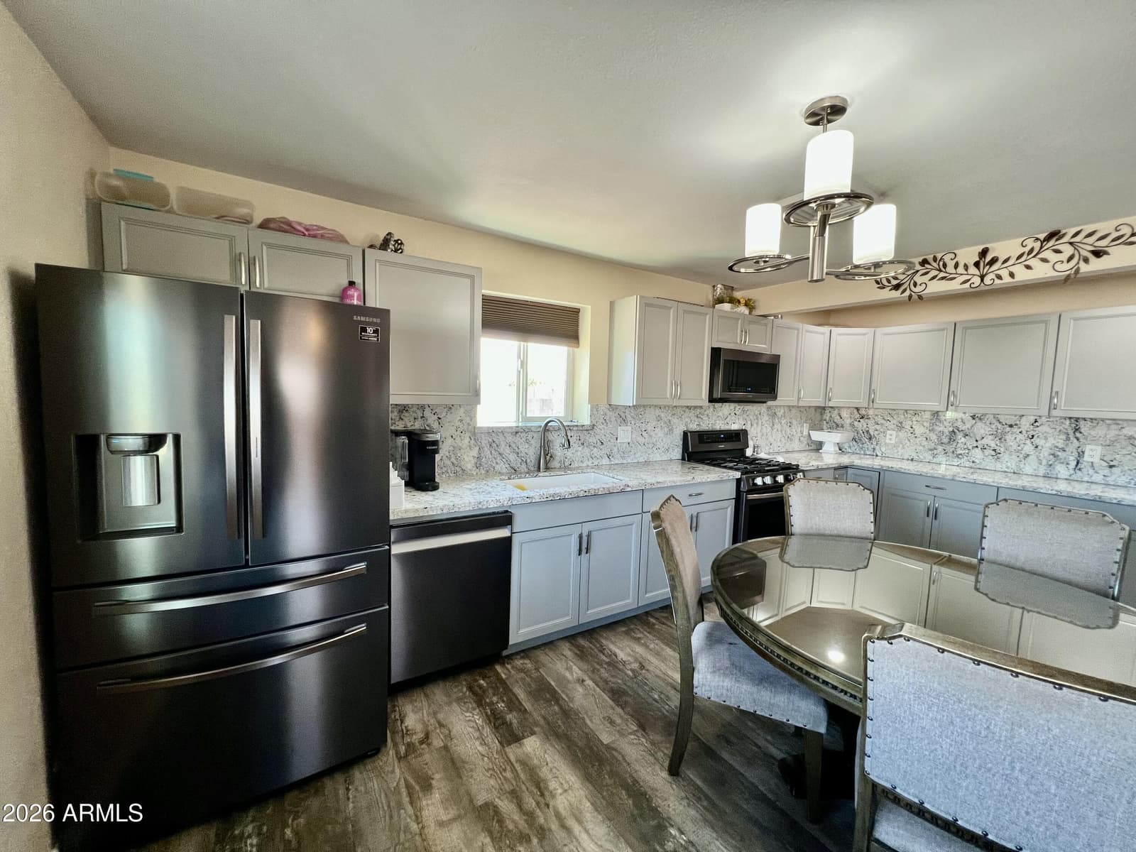 662 N IRONWOOD Drive, Apache Junction, AZ 85120 — photo 8 of 22