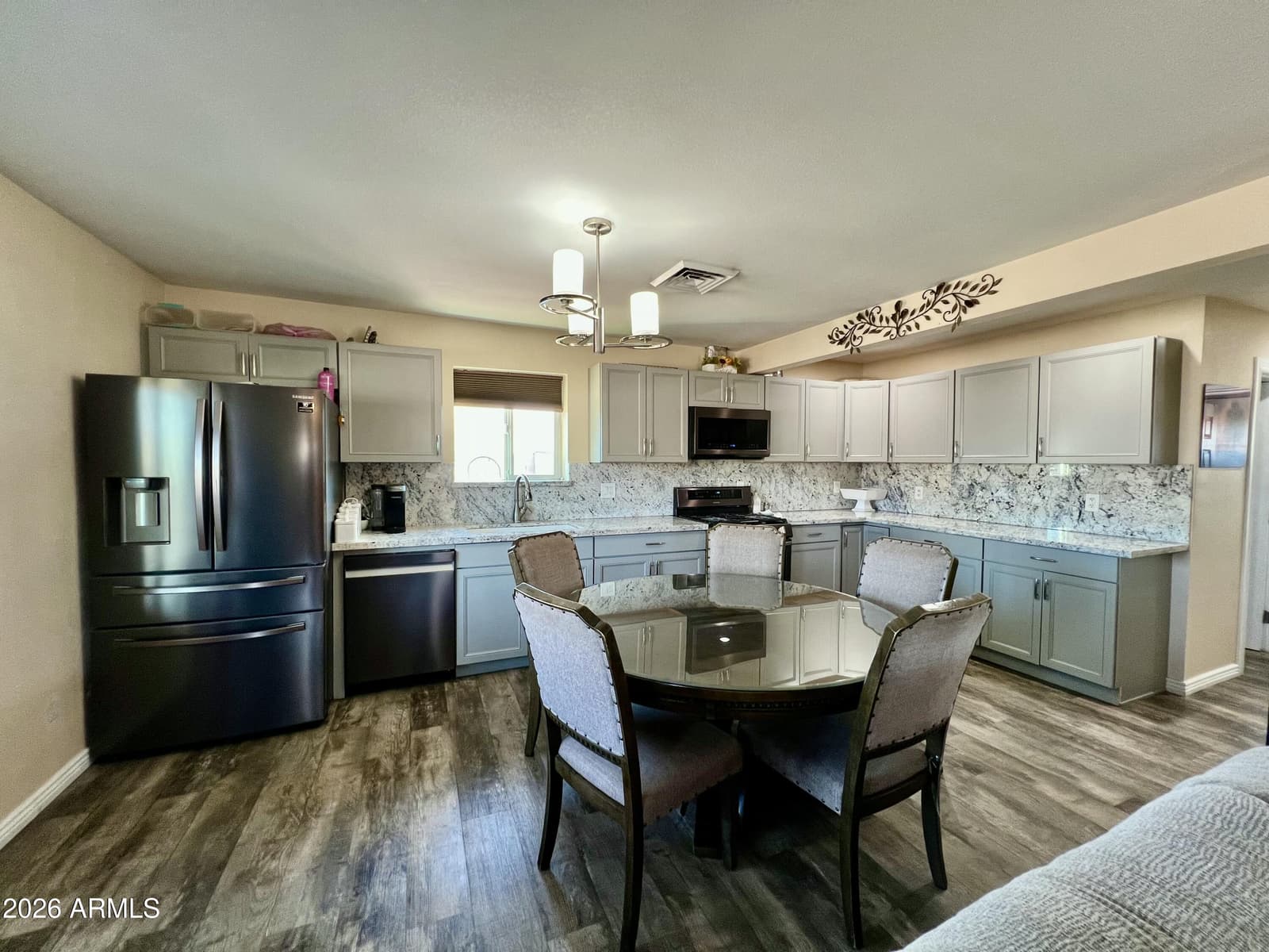 662 N IRONWOOD Drive, Apache Junction, AZ 85120 — photo 4 of 22
