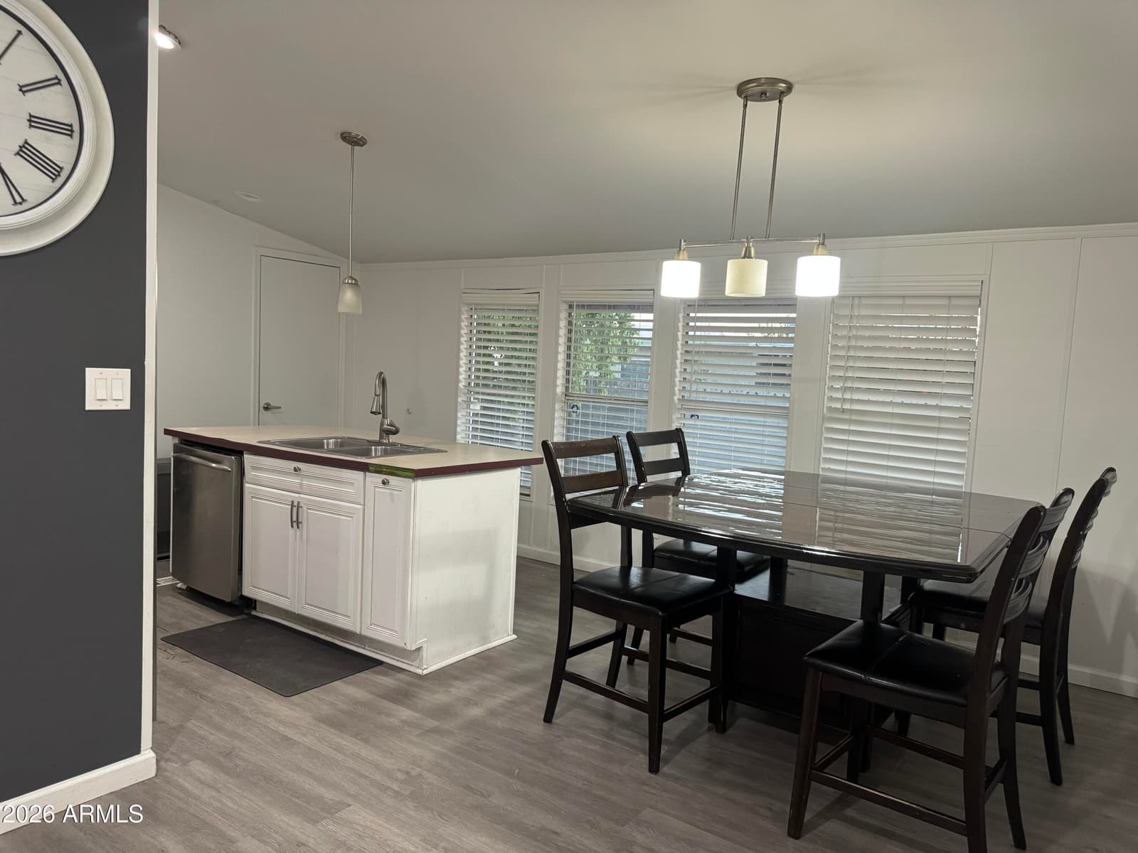 117 E VILLA THERESA Drive, Phoenix, AZ 85022 — photo 3 of 41