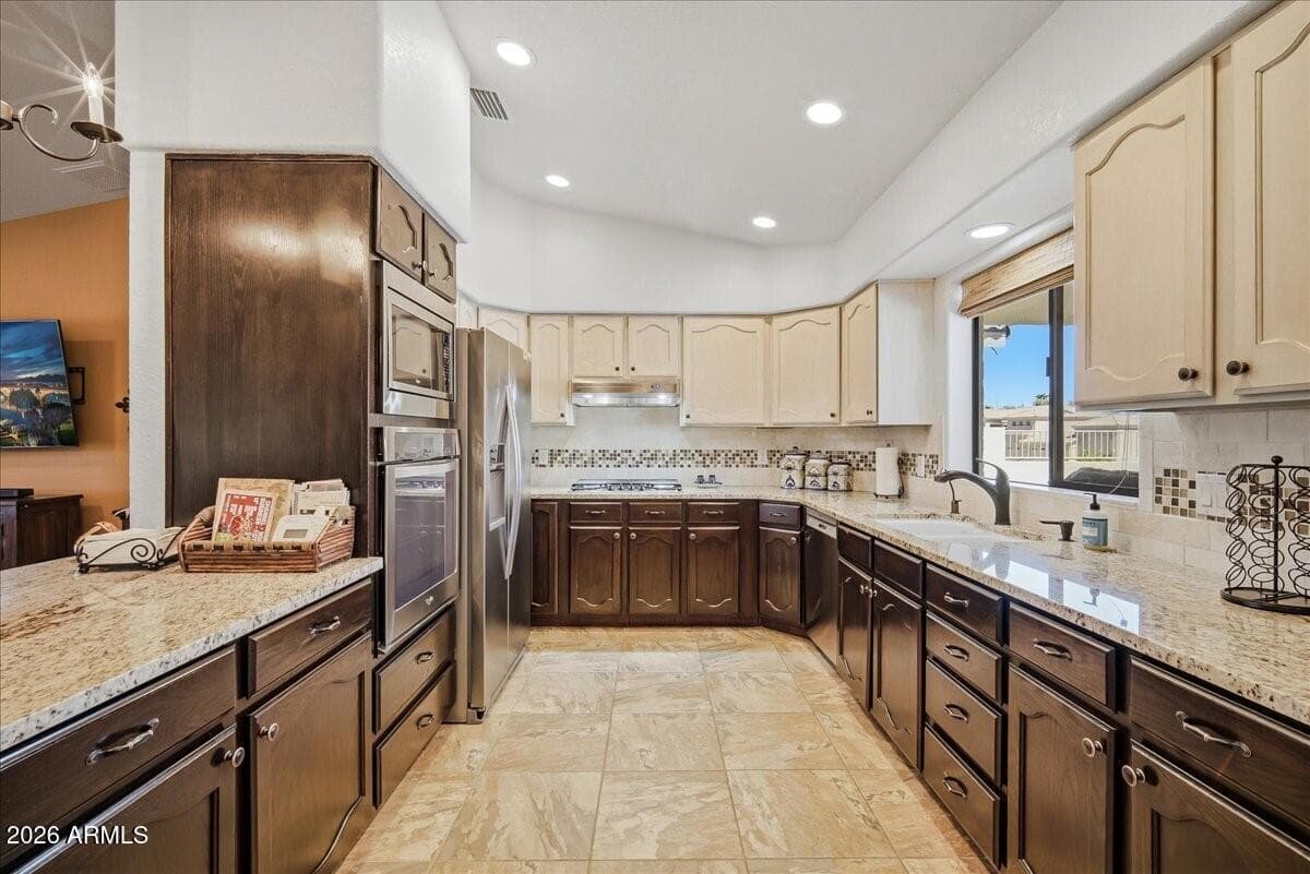 2170 Rudolph Drive, Lake Havasu City, AZ 86406 — photo 13 of 39