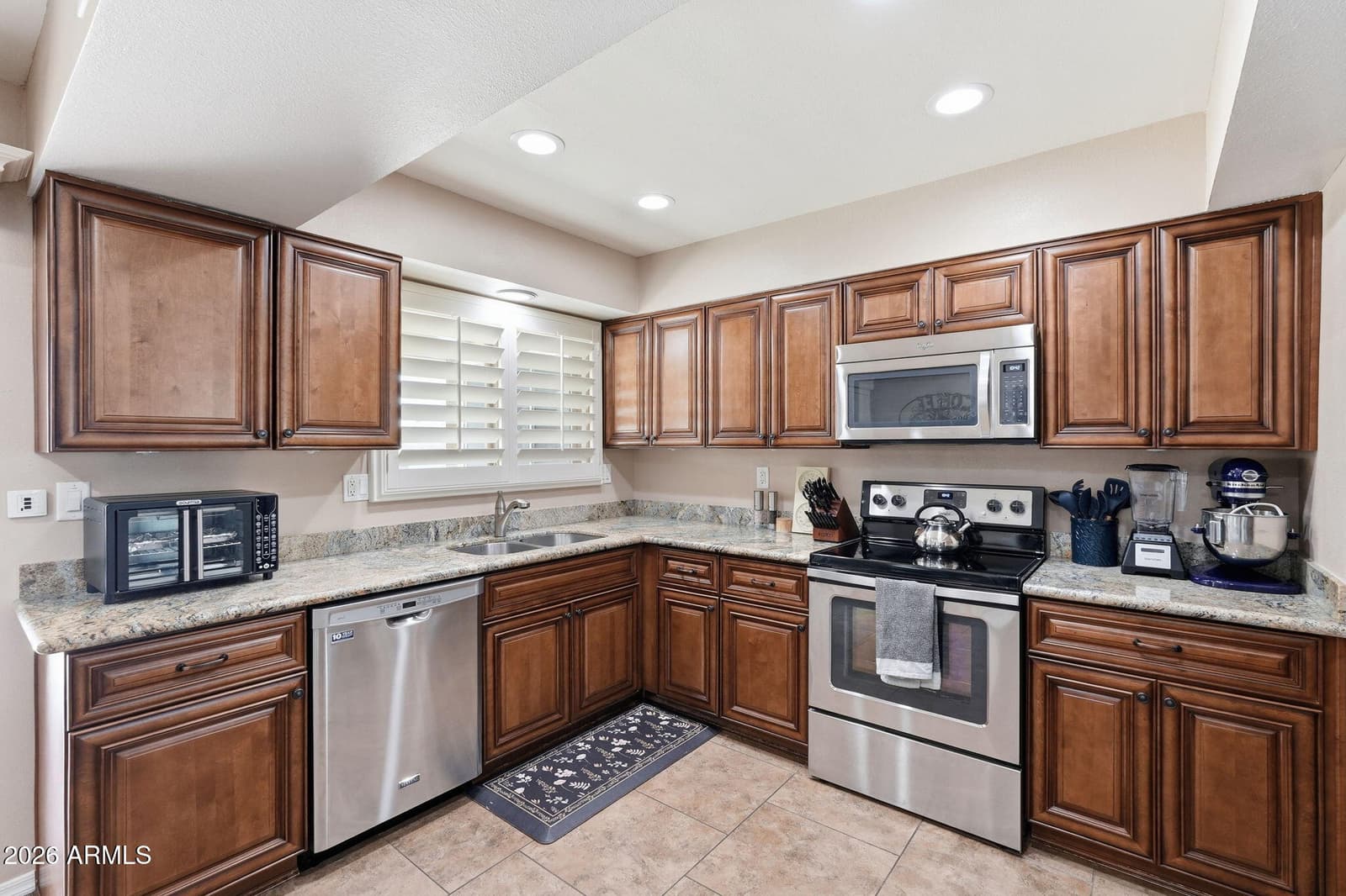 10110 W PINE SPRINGS Drive, Sun City, AZ 85373 — photo 6 of 33