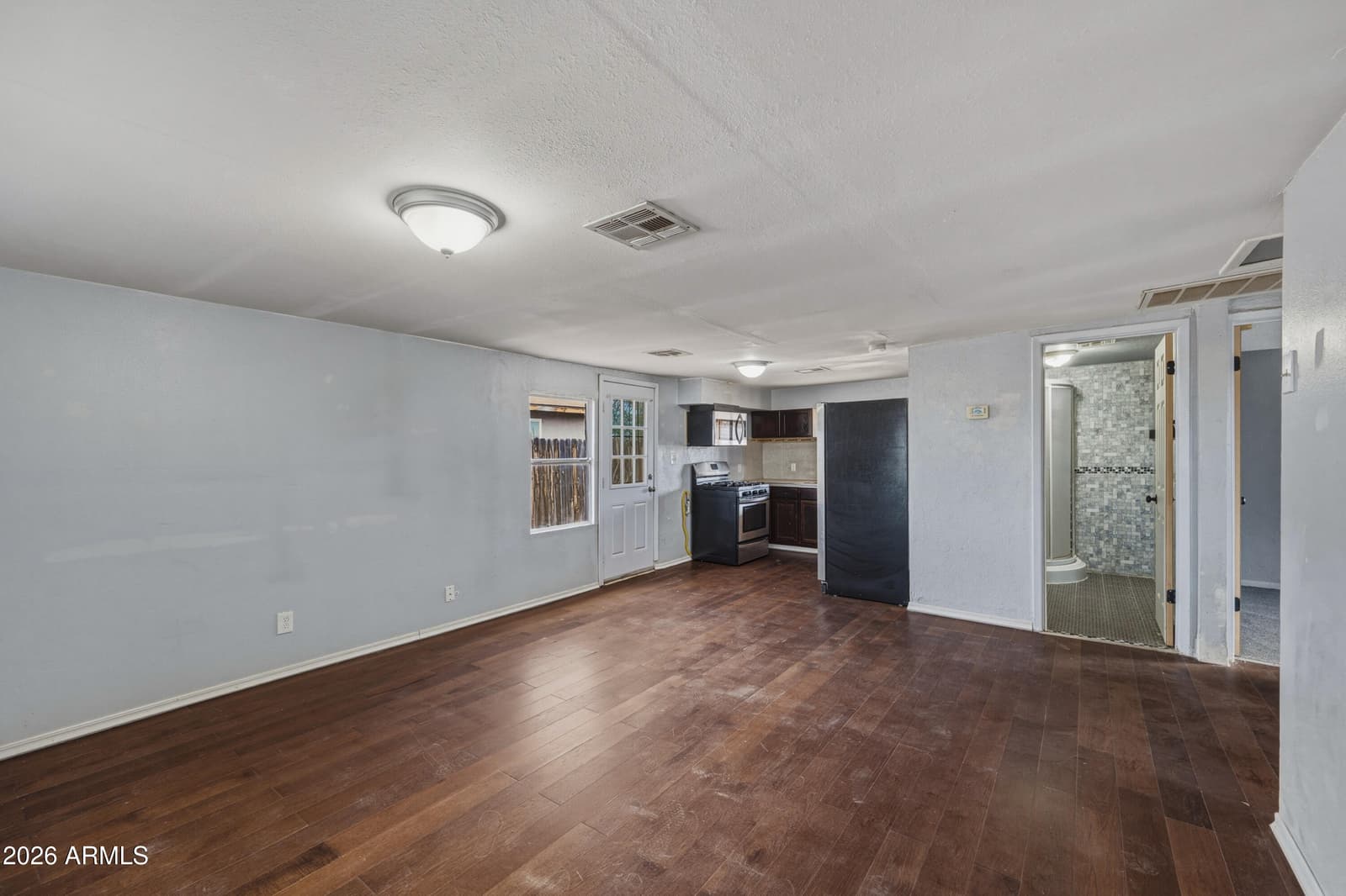 318 W 3RD Avenue, Casa Grande, AZ 85122 — photo 5 of 19