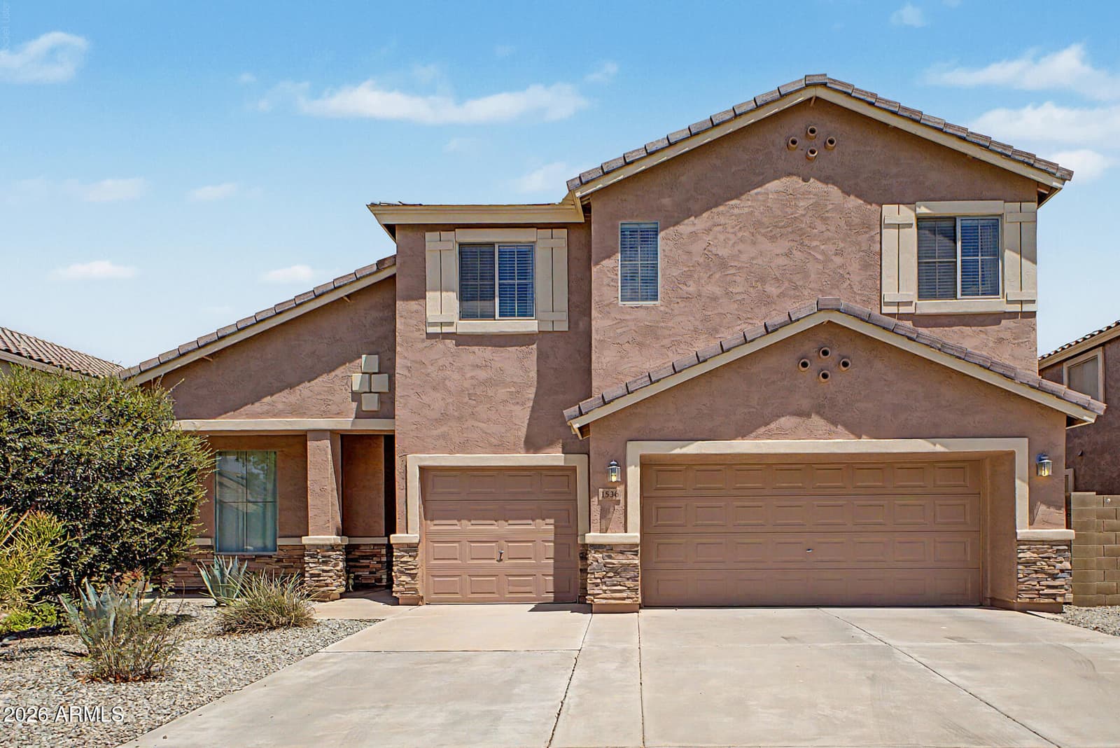 1536 E CHAPARRAL Place, Casa Grande, AZ 85122 — photo 1 of 33