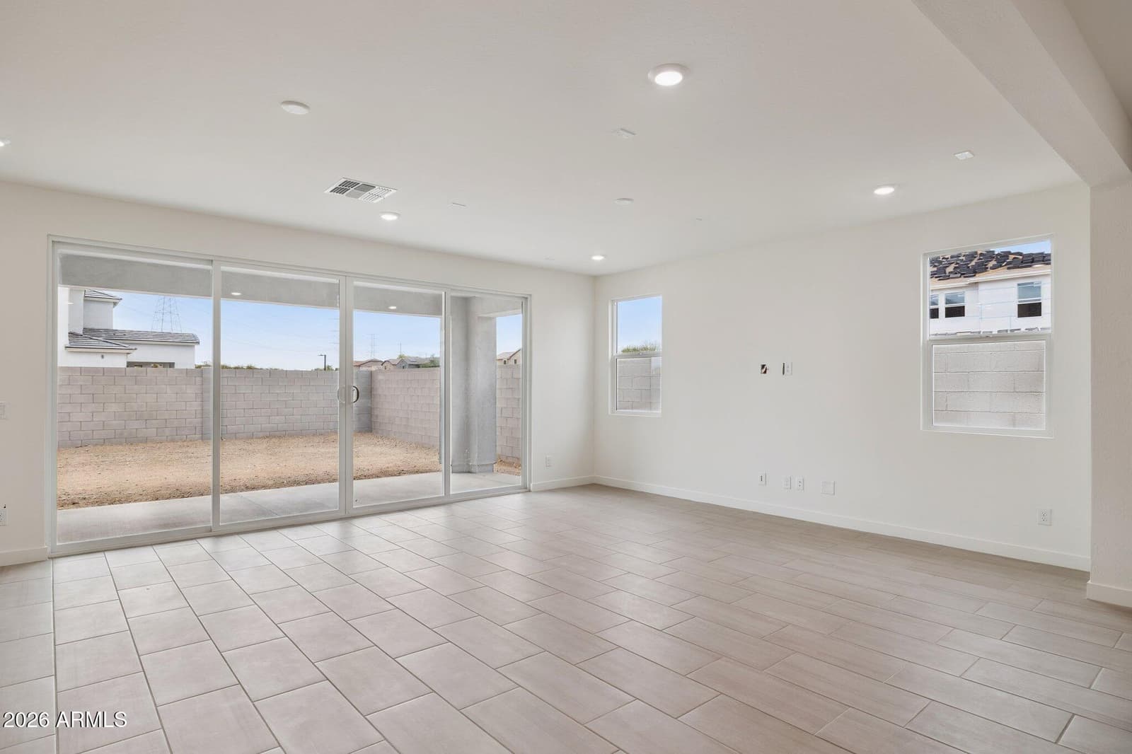 2726 E AGAVE KNOLL Road, Phoenix, AZ 85024 — photo 23 of 34