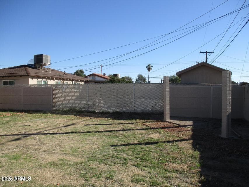 2911 W ALICE Avenue, Phoenix, AZ 85051 — photo 15 of 19