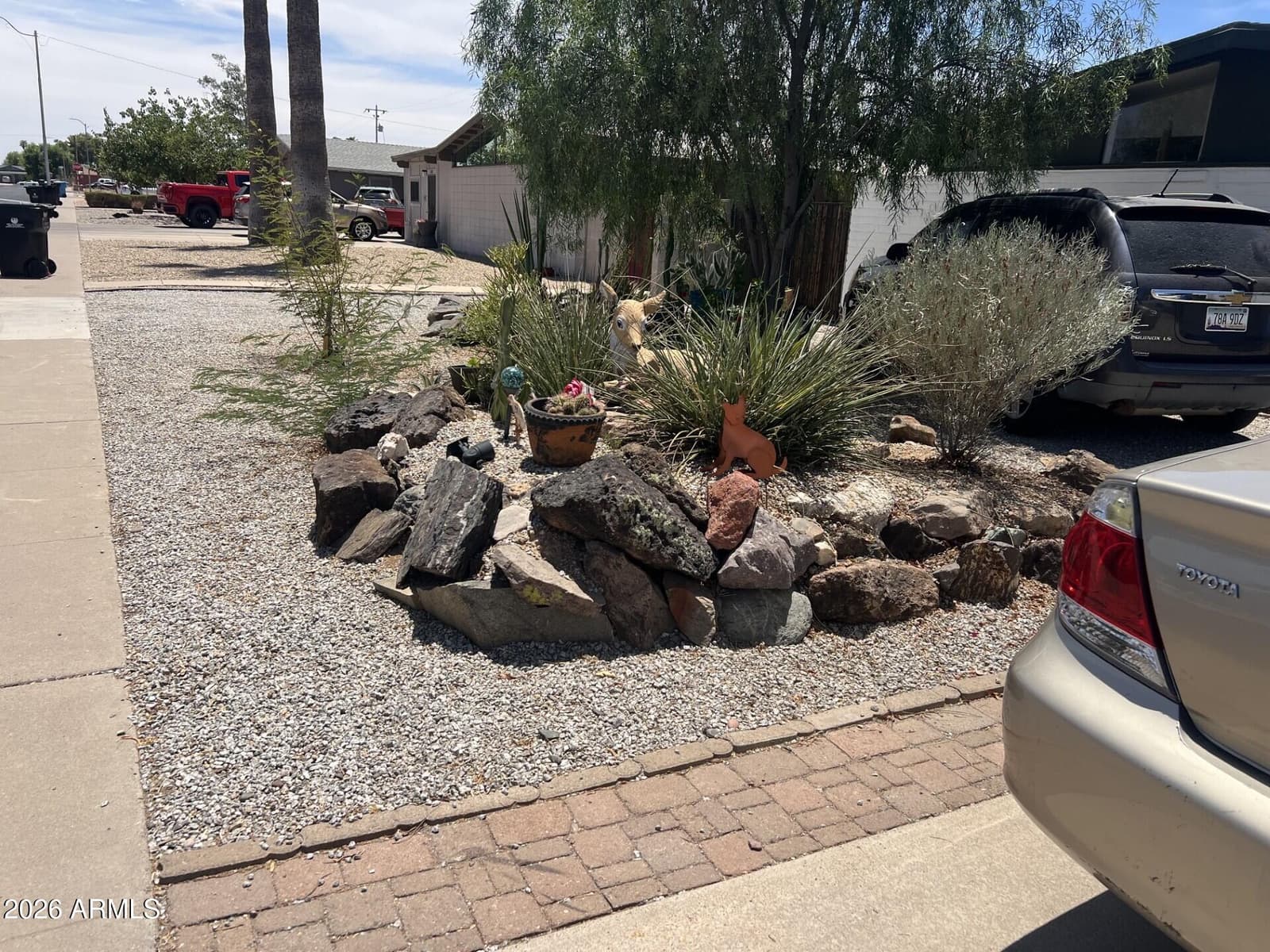 14808 N 30TH Drive, Phoenix, AZ 85053 — photo 6 of 46