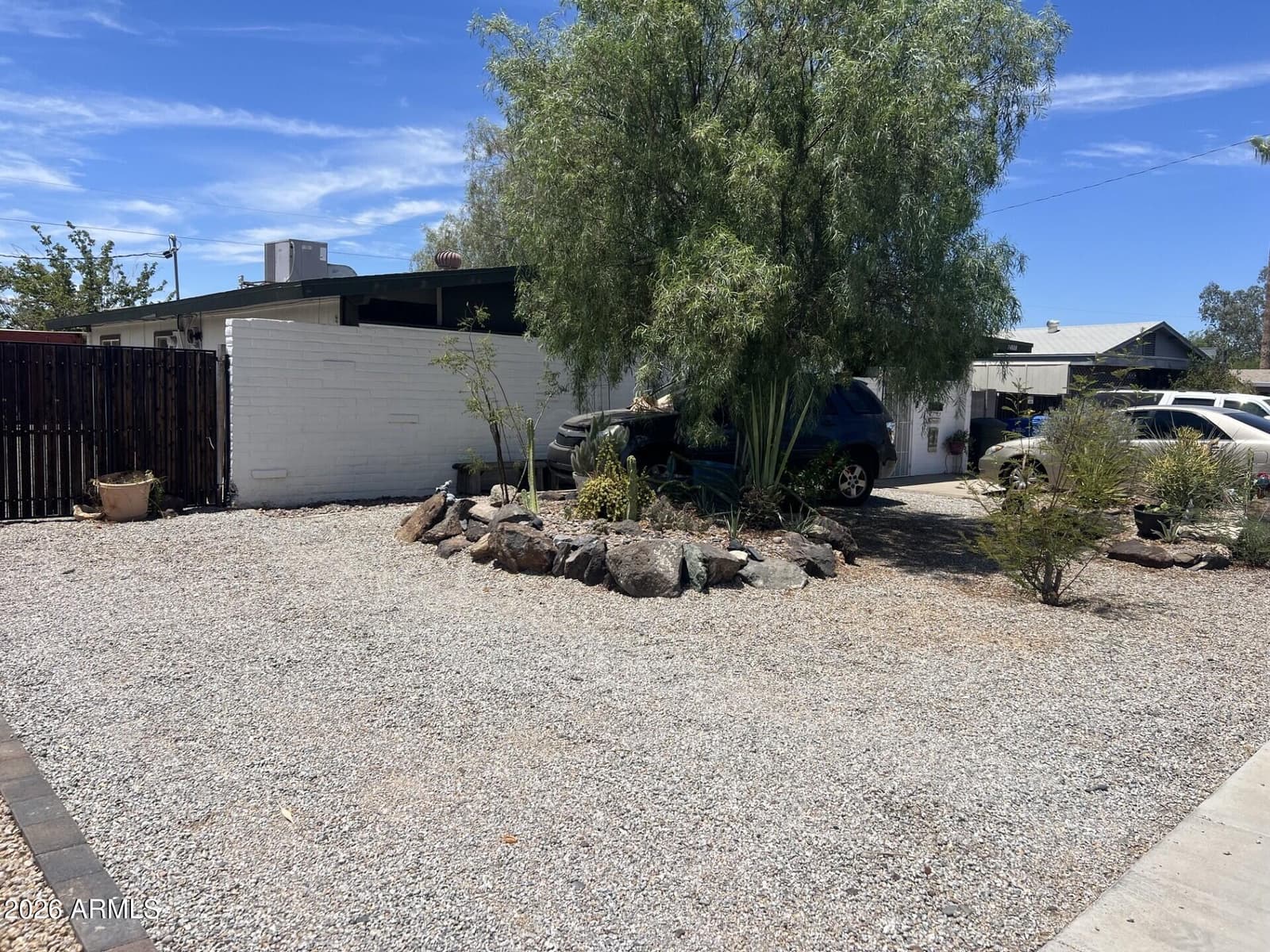 14808 N 30TH Drive, Phoenix, AZ 85053 — photo 9 of 46