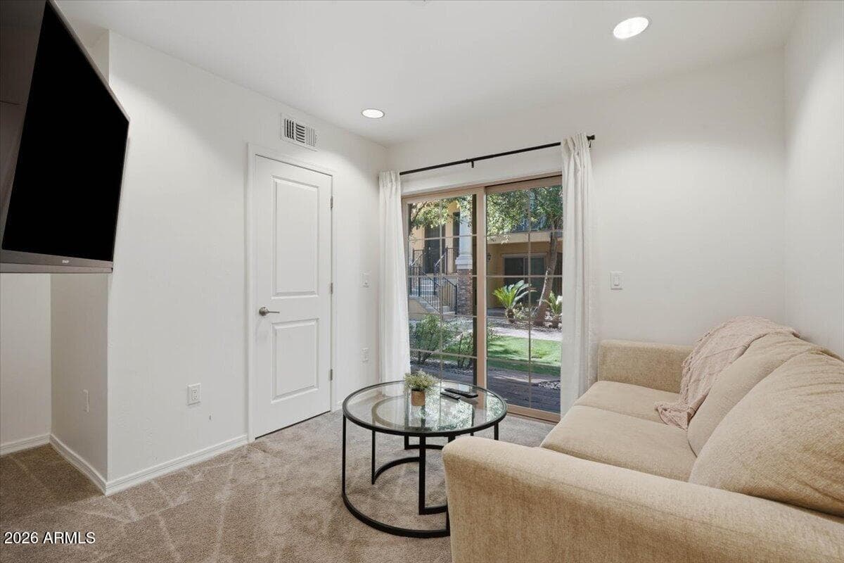 421 W 6TH Street 1008, Tempe, AZ 85281 — photo 29 of 34