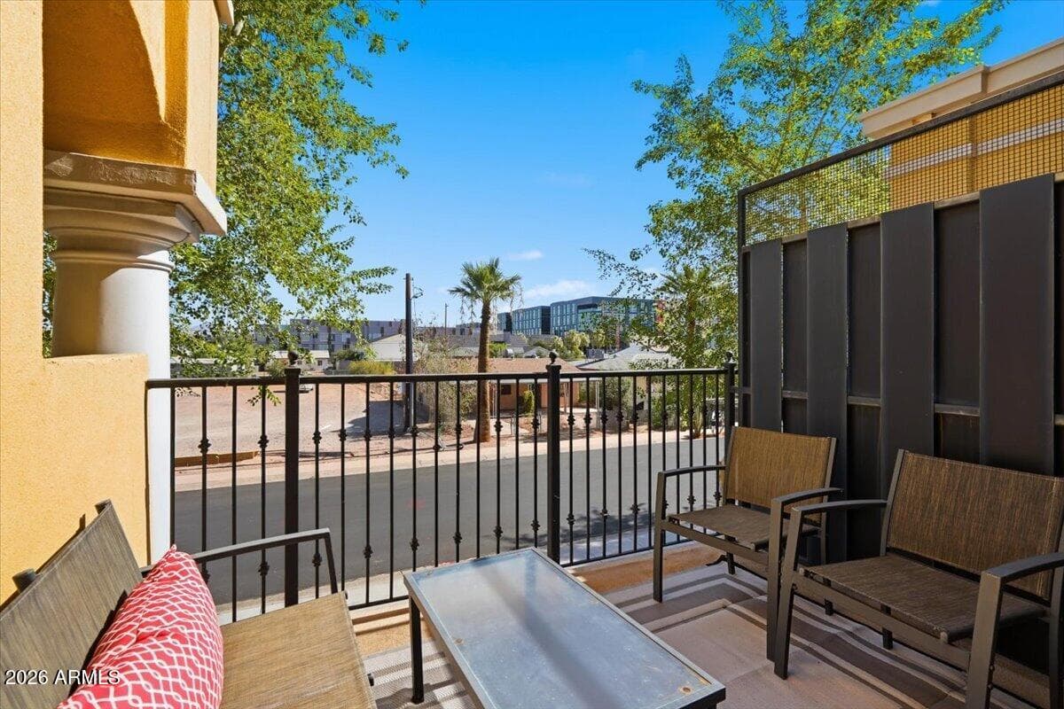 421 W 6TH Street 1008, Tempe, AZ 85281 — photo 11 of 34