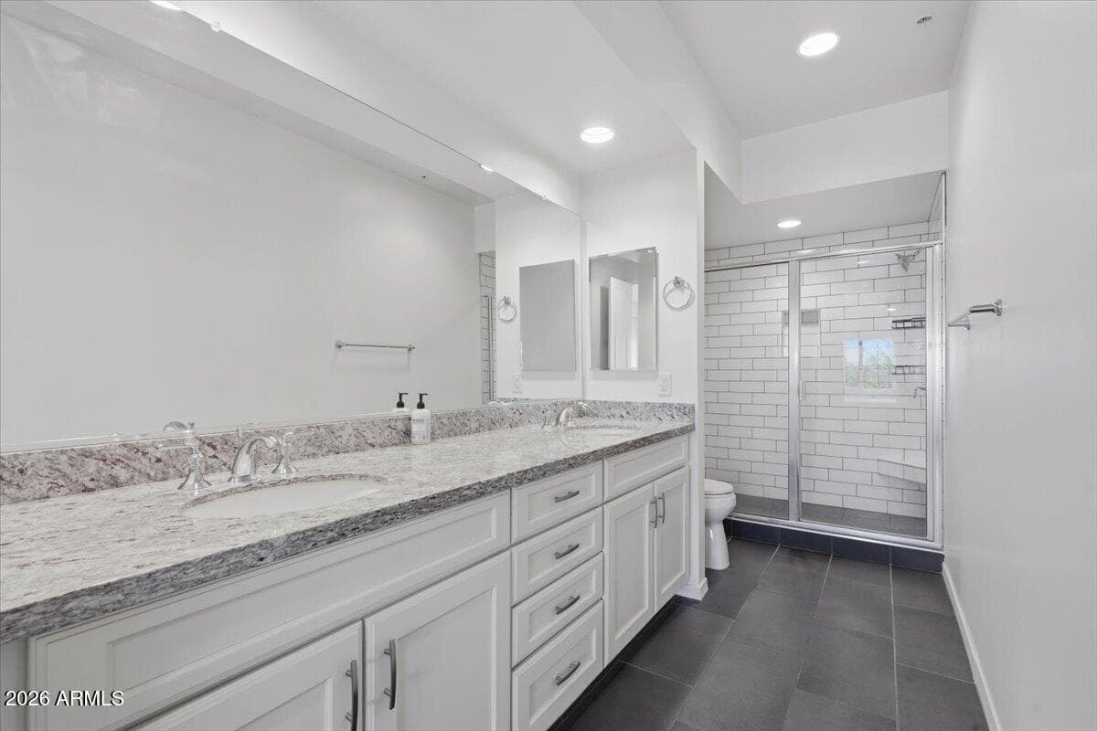421 W 6TH Street 1008, Tempe, AZ 85281 — photo 24 of 34