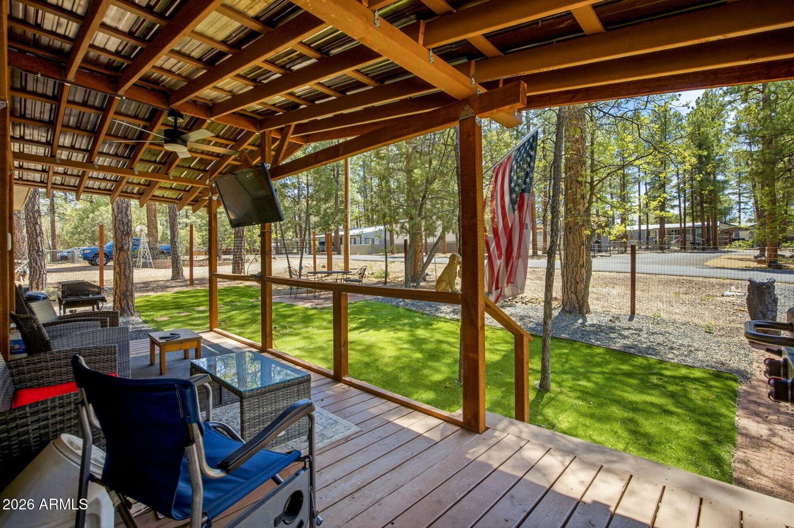 2250 W Whipple Street, Show Low, AZ 85901 — photo 5 of 32