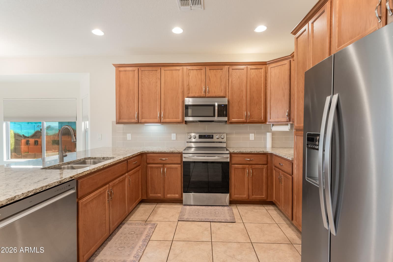 4336 DEANNA Drive, Sierra Vista, AZ 85650 — photo 5 of 34