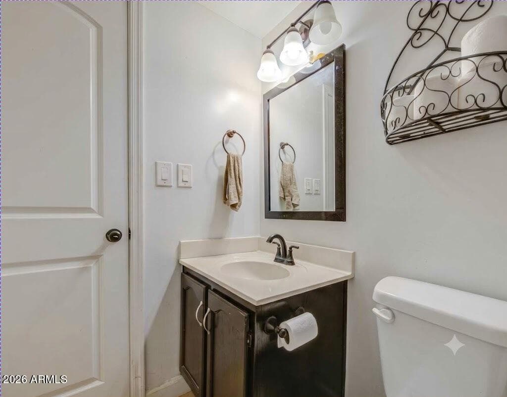 8939 W SELLS Drive, Phoenix, AZ 85037 — photo 8 of 34