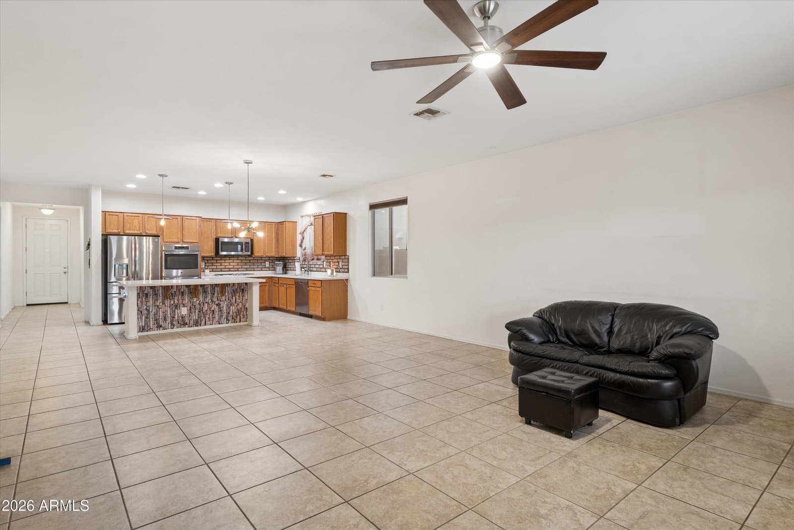 6914 S 78TH Drive, Laveen, AZ 85339 — photo 7 of 35