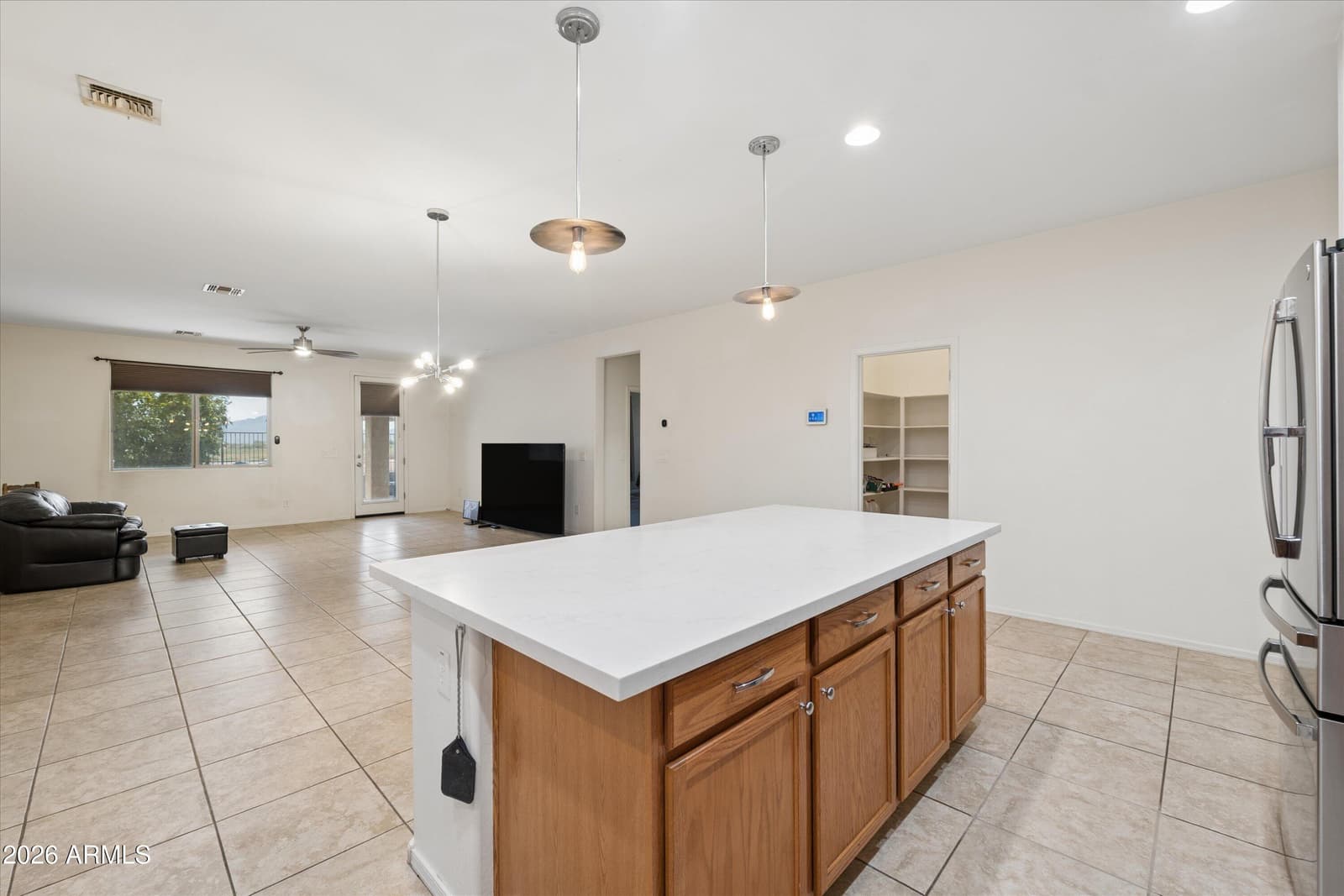 6914 S 78TH Drive, Laveen, AZ 85339 — photo 10 of 35