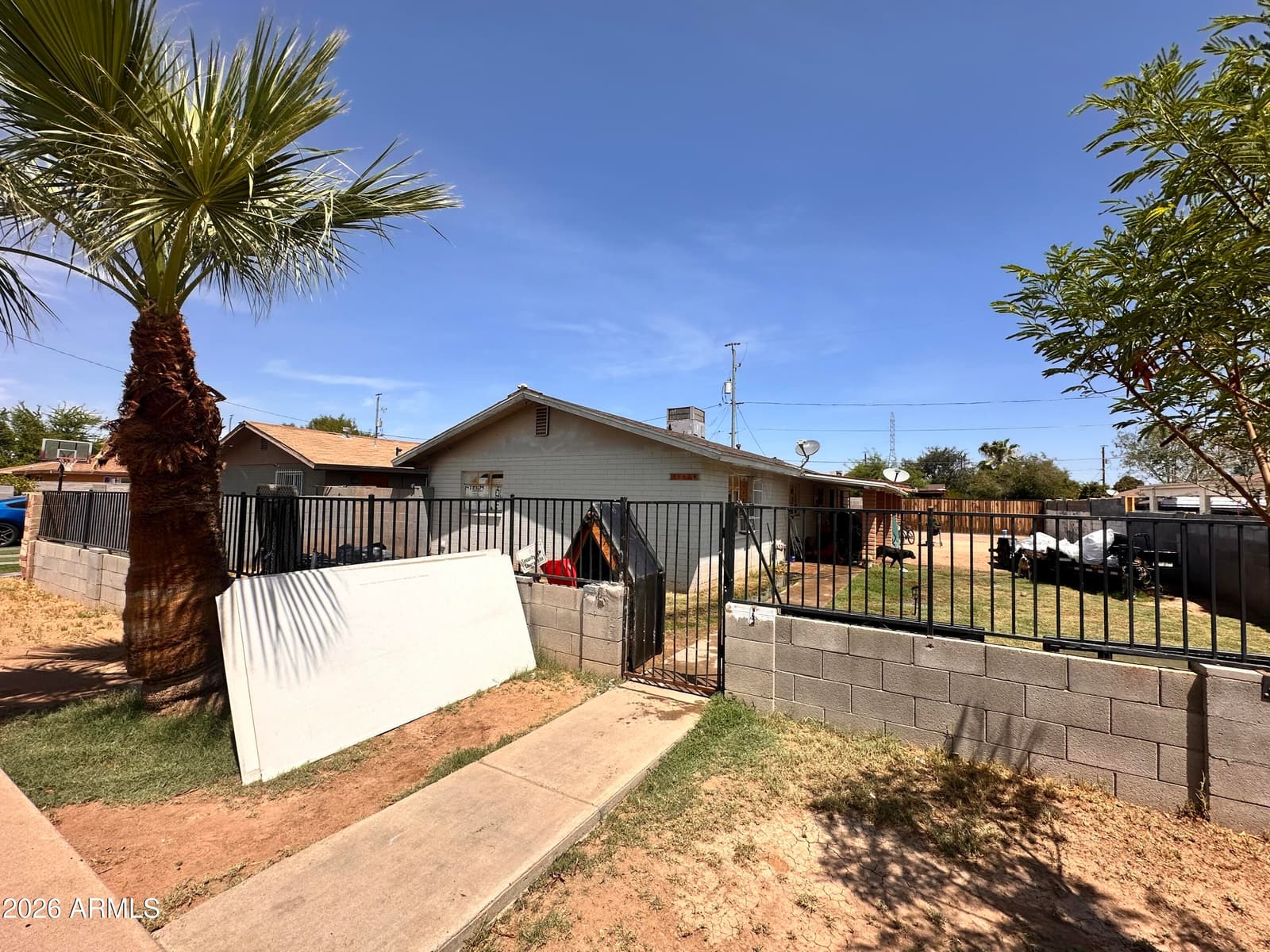 3542 W MARICOPA Street, Phoenix, AZ 85009 — photo 2 of 5