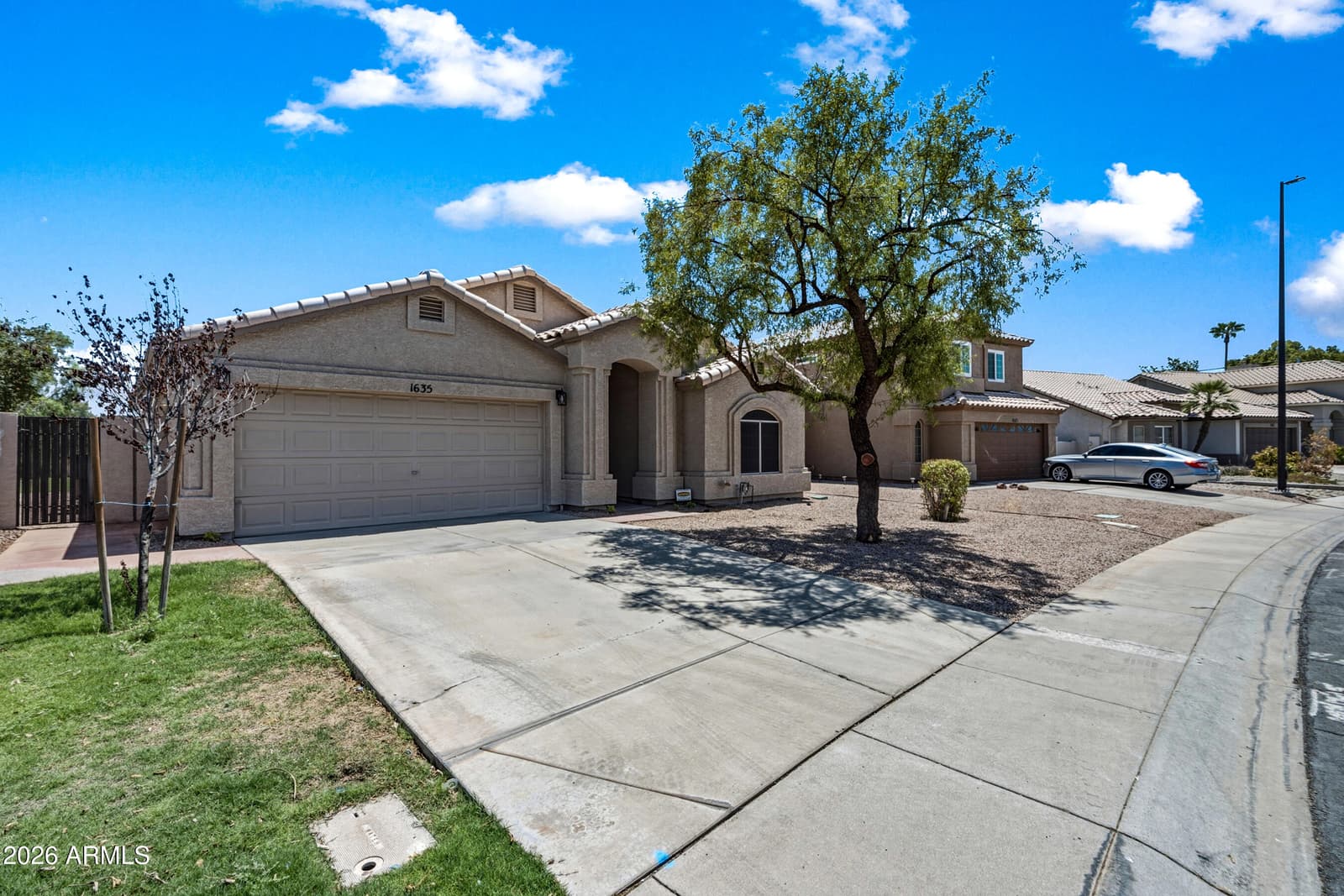 1635 W SAN REMO Street, Gilbert, AZ 85233 — photo 2 of 27