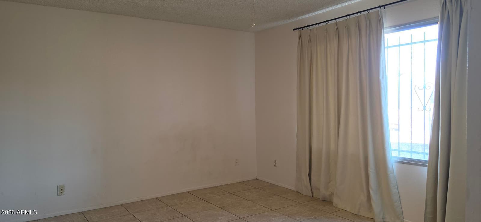 6738 W DENTON Lane, Glendale, AZ 85303 — photo 13 of 22