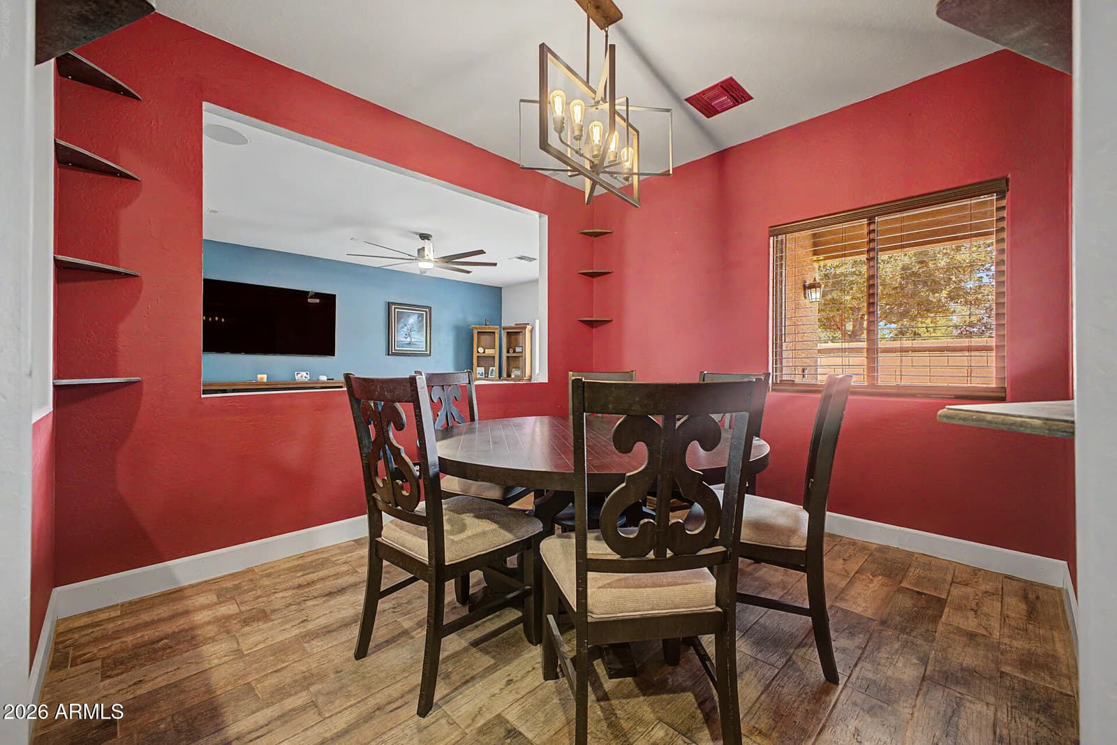 72 W DRAGON TREE Avenue, Queen Creek, AZ 85140 — photo 10 of 50