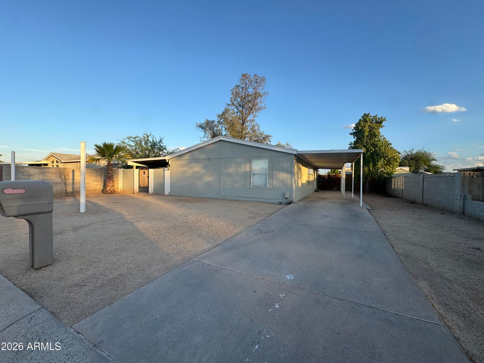 117 E VILLA THERESA Drive, Phoenix, AZ 85022 — photo 31 of 41