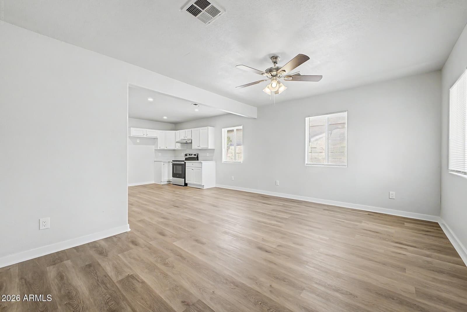 1926 E WILLETTA Street, Phoenix, AZ 85006 — photo 9 of 31